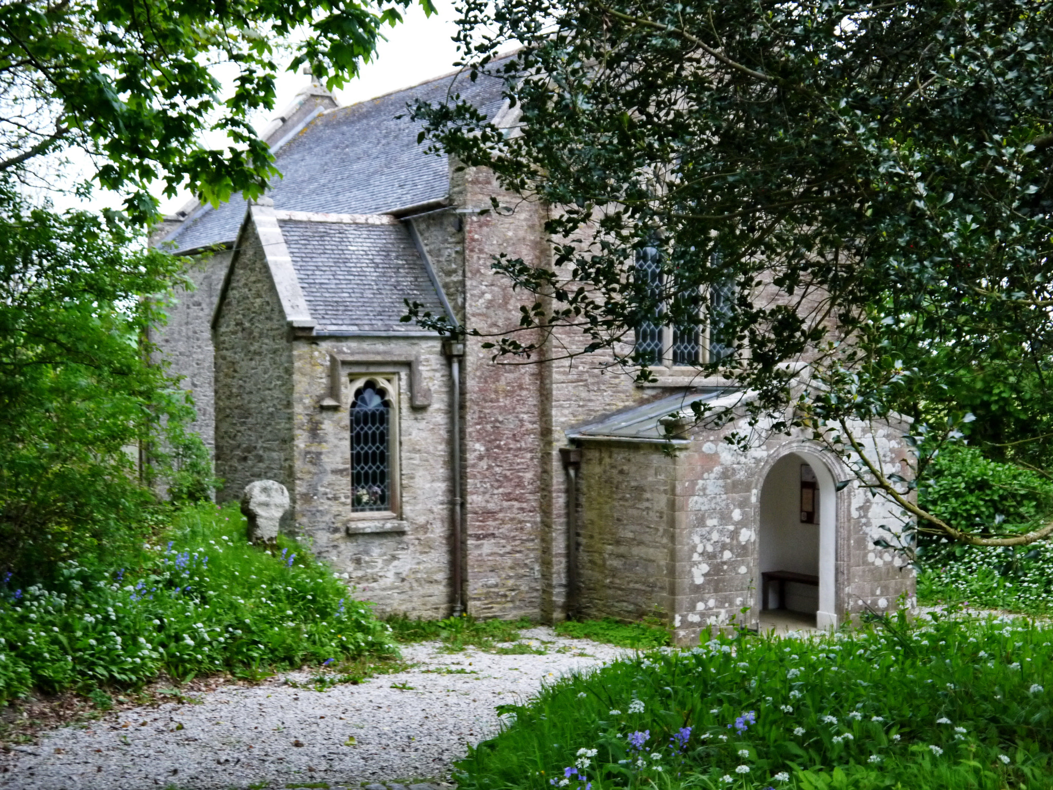 Panasonic Lumix DMC-GF3 + IO 14-42mm F3.5-5.6 sample photo. Cornwall churches, uk photography