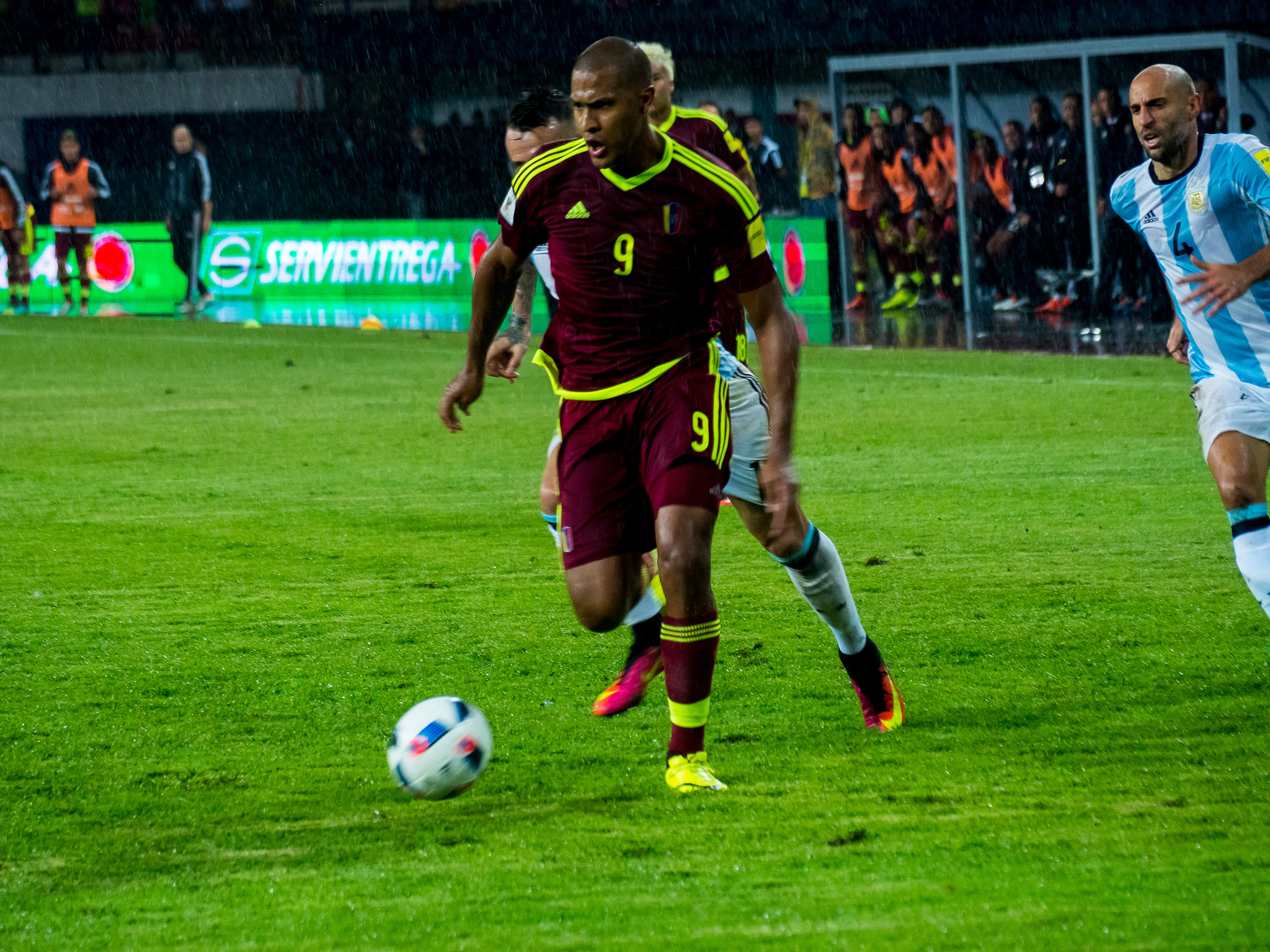 Olympus Zuiko Digital ED 40-150mm F4.0-5.6 sample photo. Venezuela vs argentina - 06/09/2016 photography