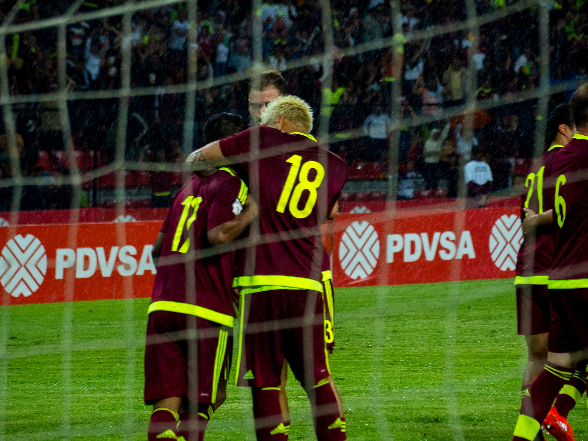 Olympus Zuiko Digital ED 40-150mm F4.0-5.6 sample photo. Venezuela vs argentina - 06/09/2016 photography