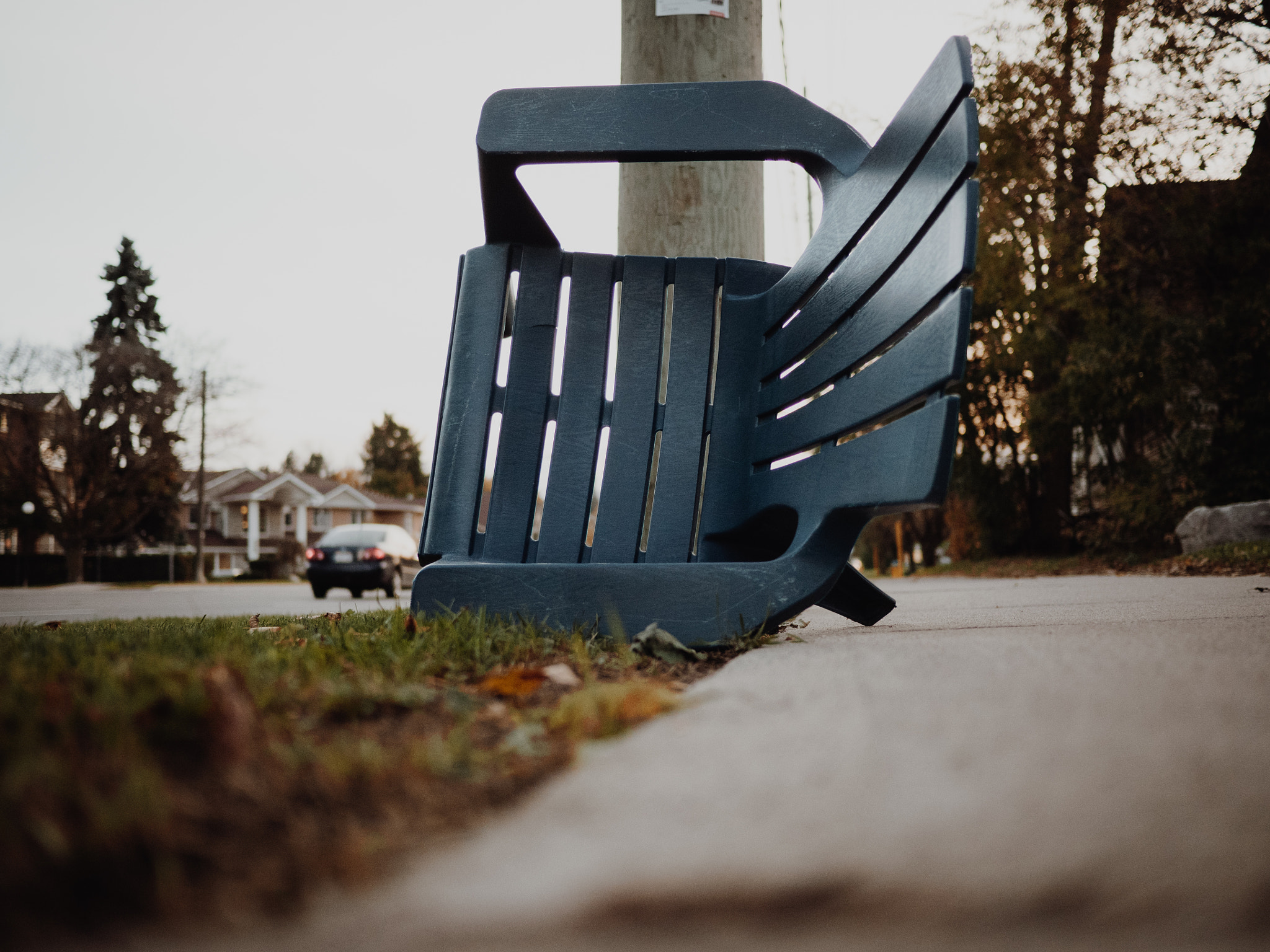 Olympus OM-D E-M5 II + LUMIX G 20/F1.7 II sample photo. Project 365, day three hundred and two - toppled photography