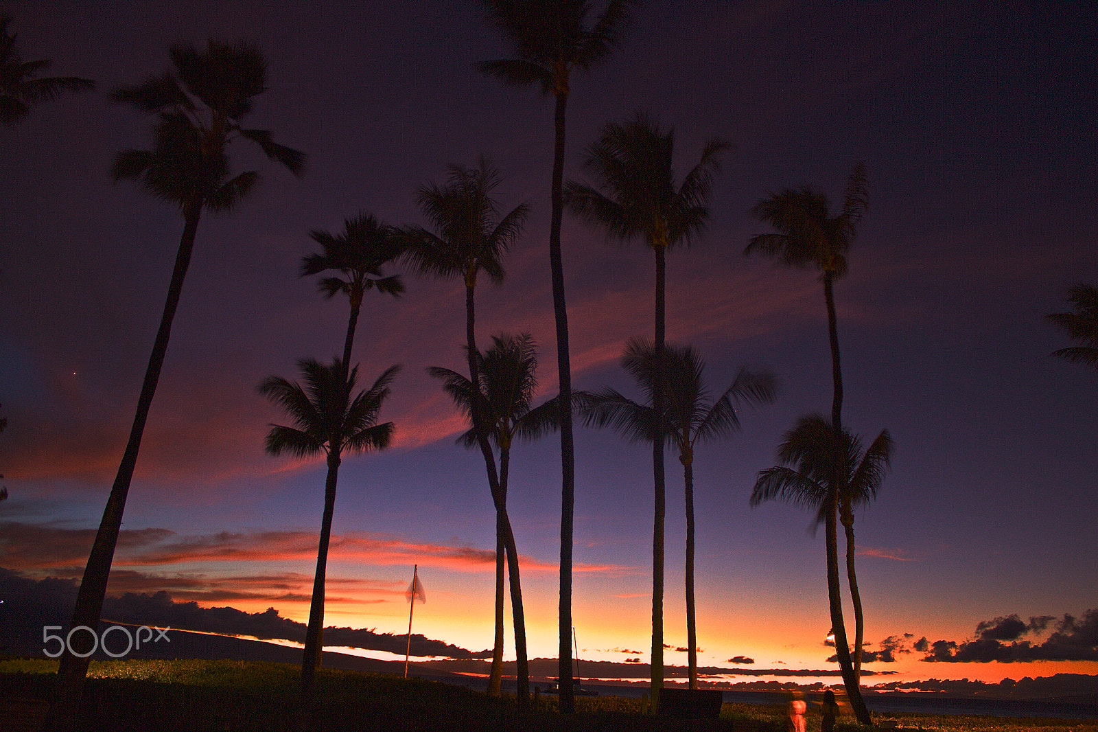 Canon EF-S 18-55mm F3.5-5.6 IS sample photo. Sunset at kaanapali beach, maui island, hawaii photography