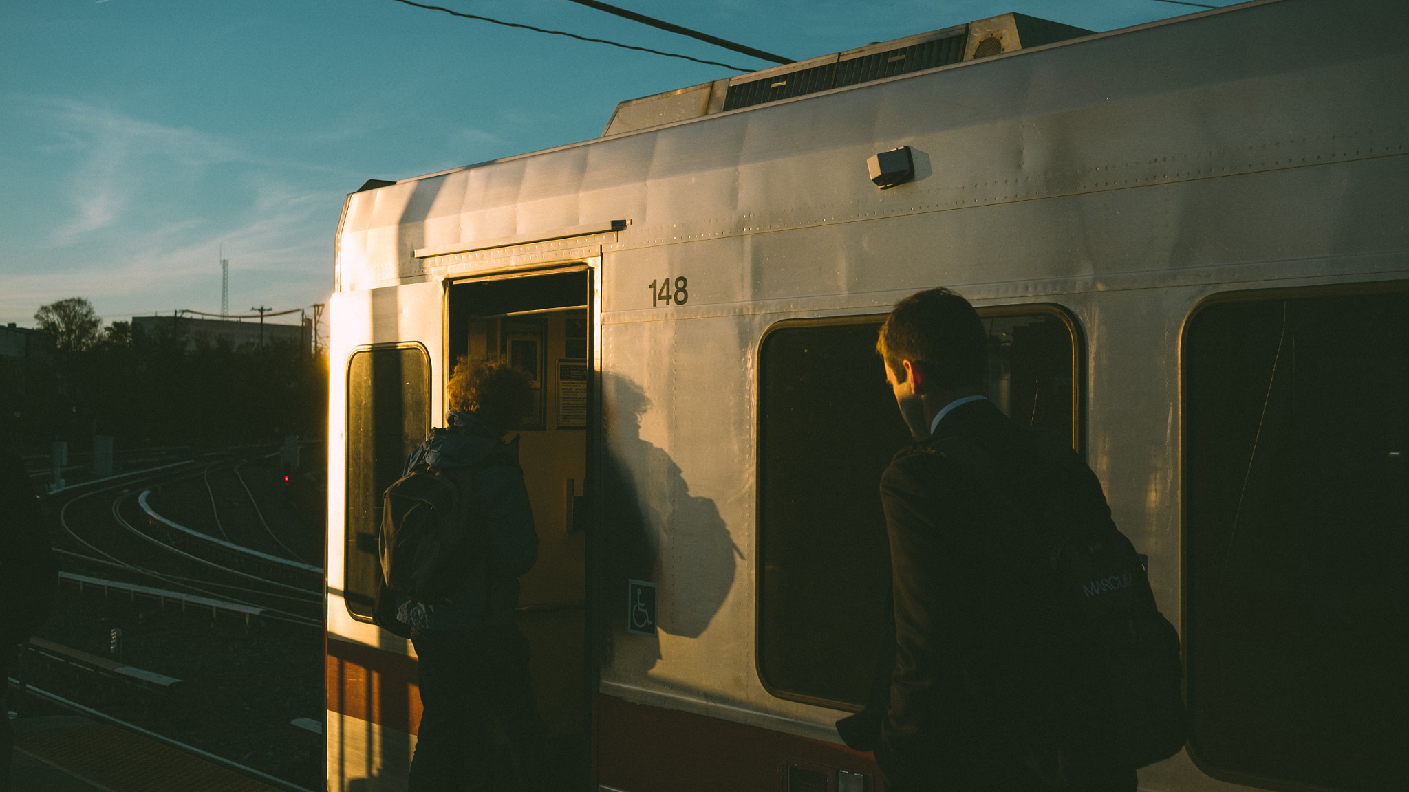 Fujifilm X-E1 + Fujifilm XF 27mm F2.8 sample photo. Sunset at septa station photography