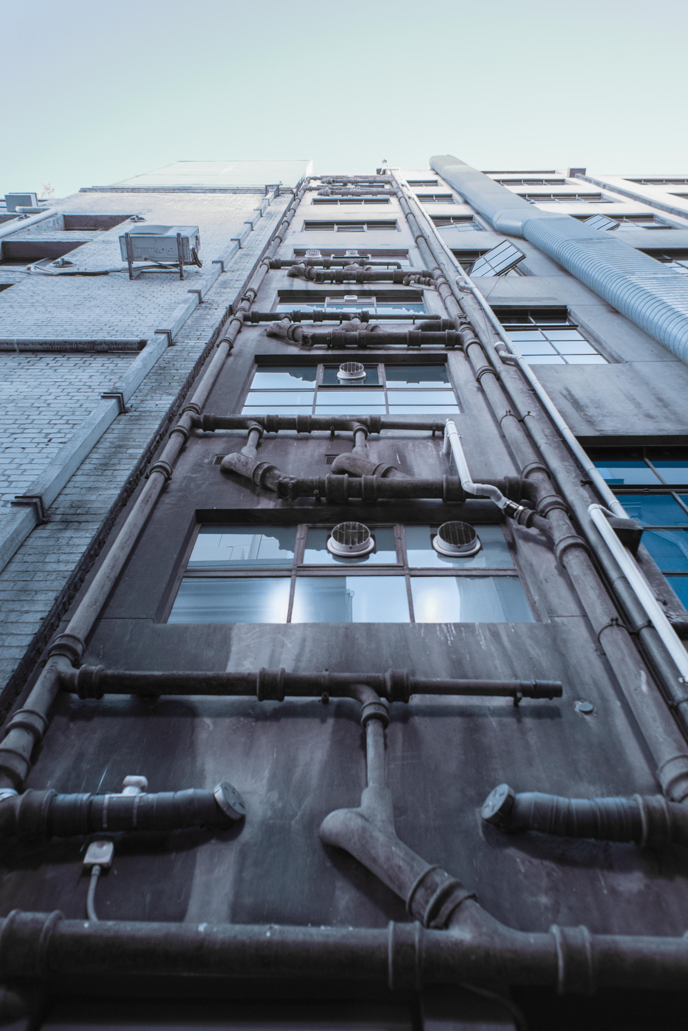 Nikon D610 + Nikon AF Nikkor 28mm F2.8D sample photo. Assassins creed photography