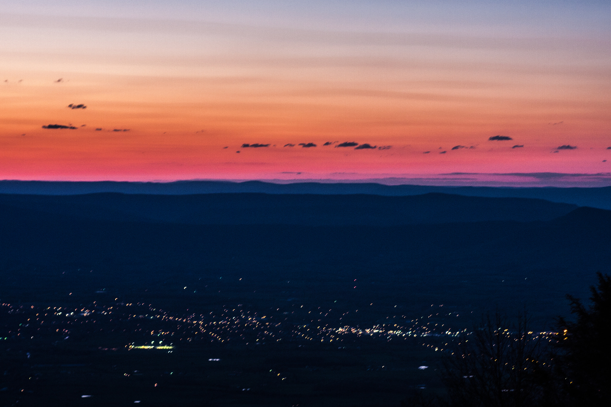 Canon EOS 40D + Sigma 24-70mm F2.8 EX DG Macro sample photo. Luray, virginia photography