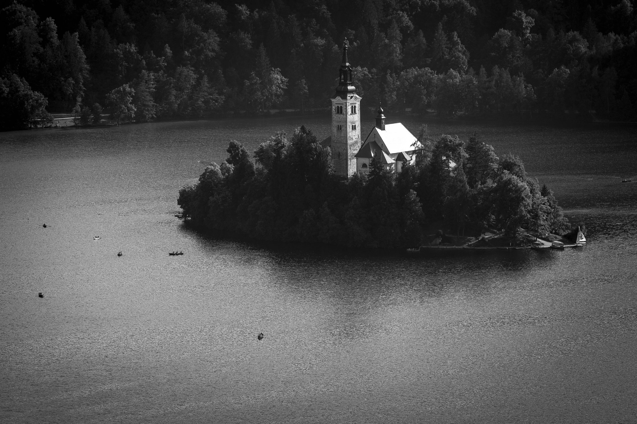 Canon EOS-1D Mark IV sample photo. Lake bled island in contrast photography
