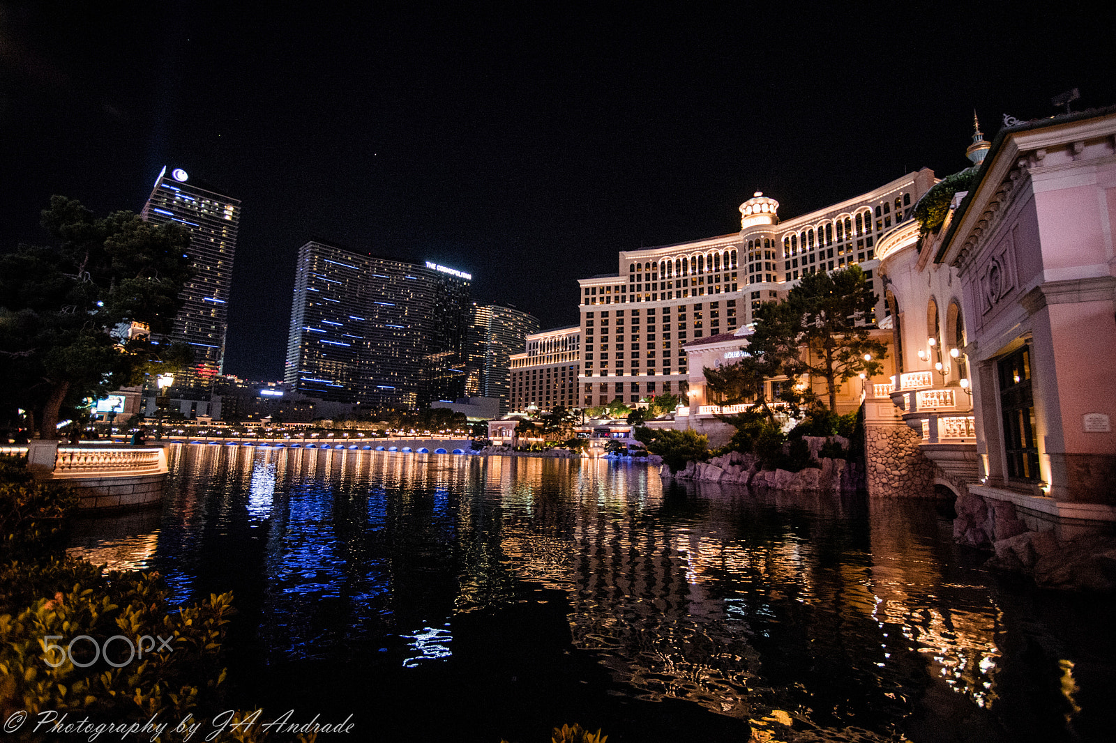 Minolta AF 17-35mm F3.5 G sample photo. The strip.... las vegas.. photography