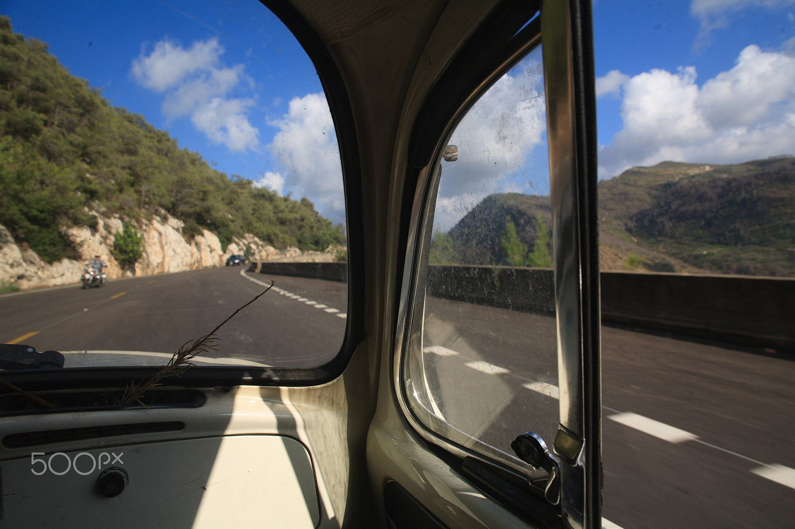 Canon EOS 5D + Sigma 24-70mm F2.8 EX DG Macro sample photo. The mountain view from inside a car. photography