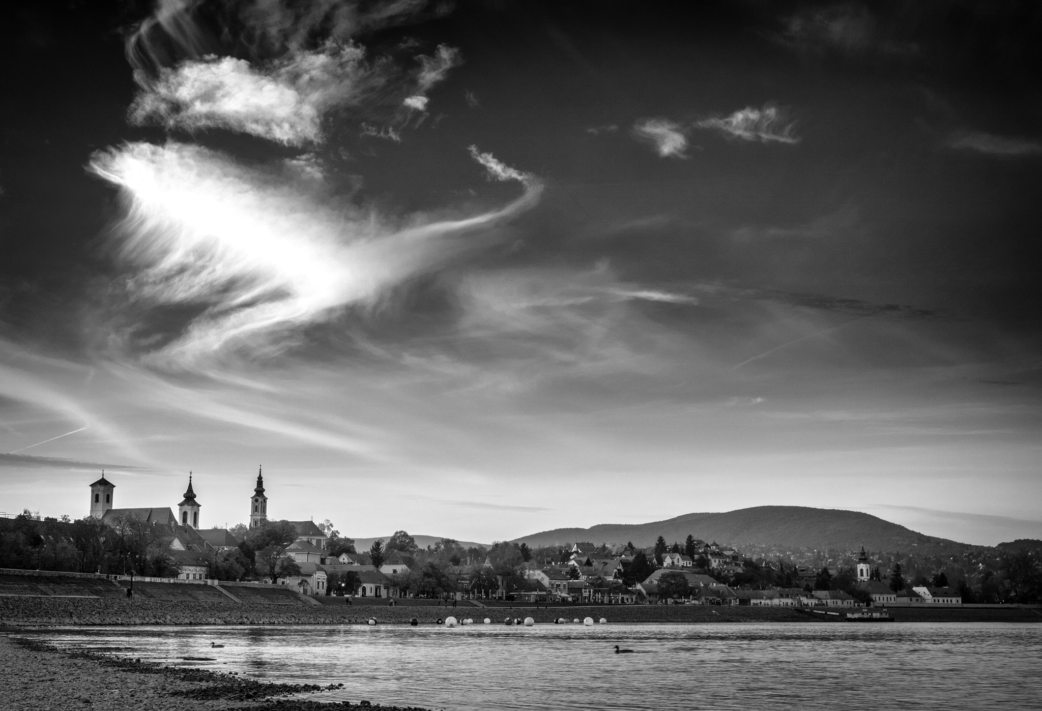 Canon EF 16-35mm F4L IS USM sample photo. My home town at the river photography