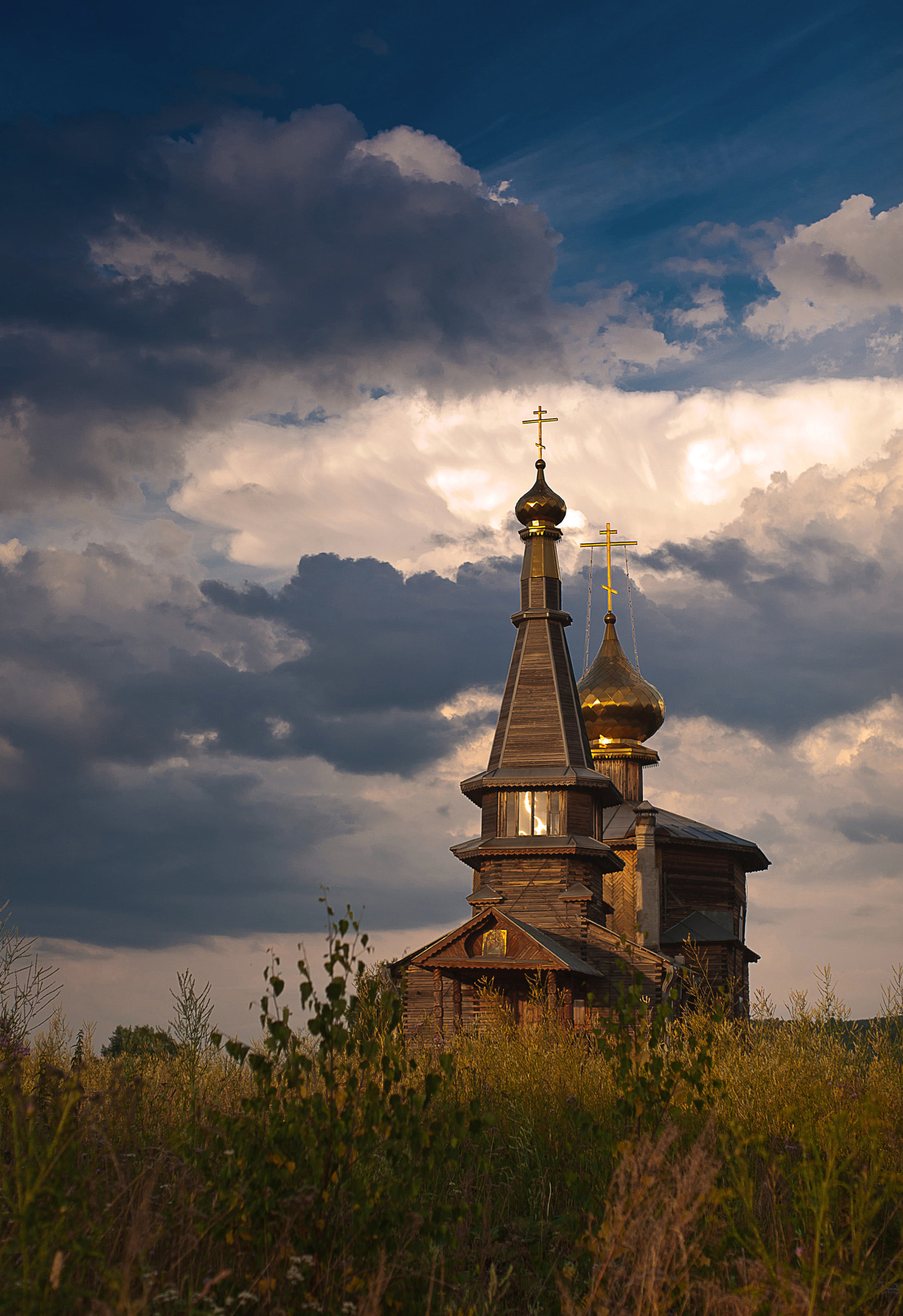 Canon EF 35-80mm f/4-5.6 sample photo. Abandoned church photography