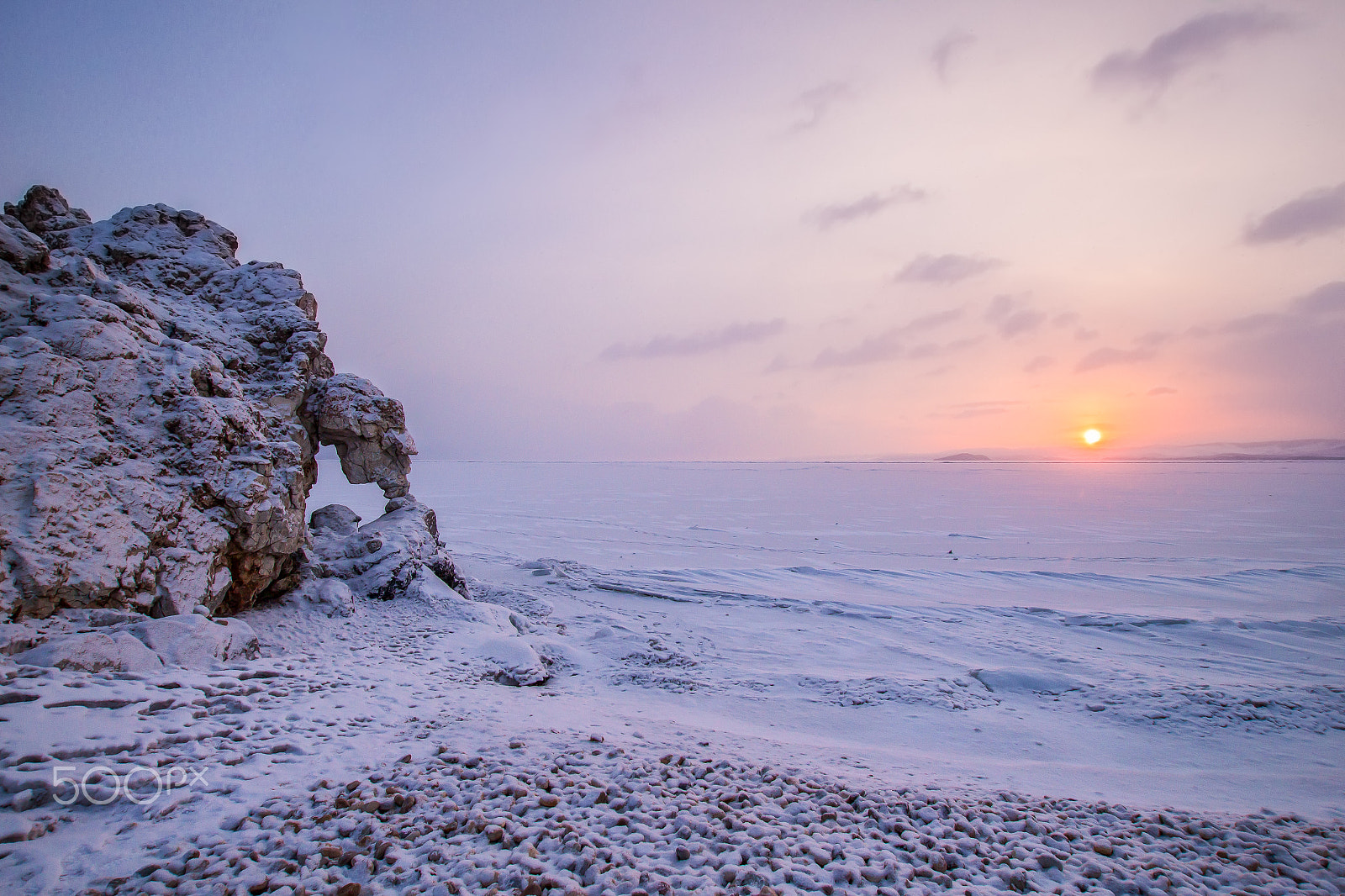 Sigma 10-20mm F3.5 EX DC HSM sample photo. Sunrise on the lake baikal. photography