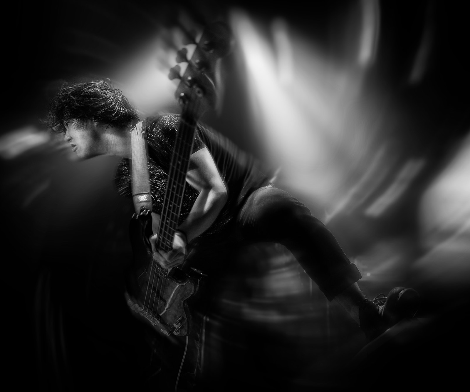 Sigma 24-35mm F2 DG HSM Art sample photo. Onstage photography photography