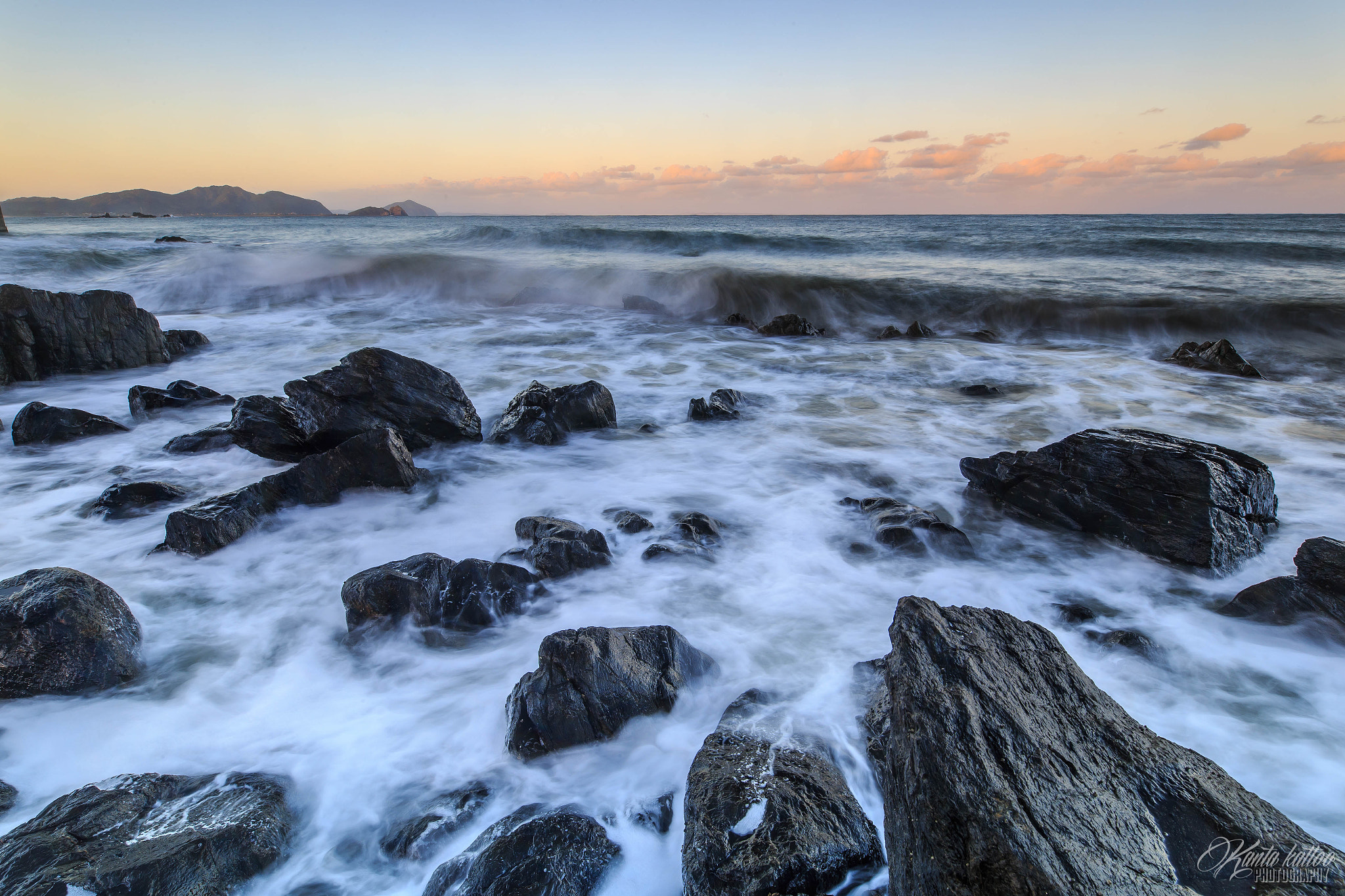 Sigma 20mm F1.4 DG HSM Art sample photo. Nokita coast in the morning photography
