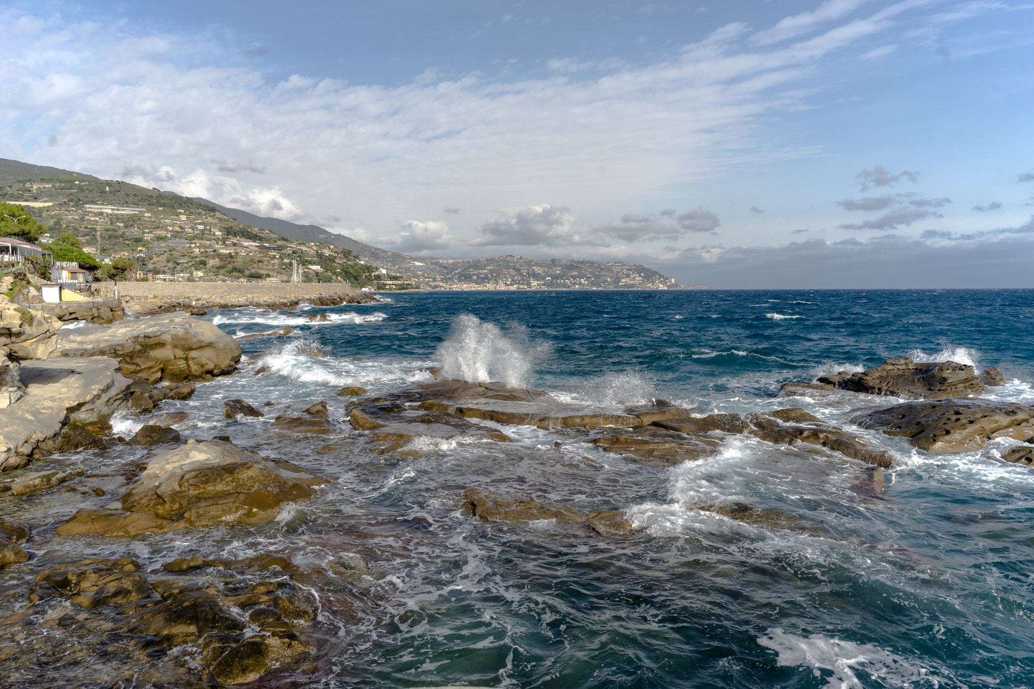 Sony a7 II + ZEISS Batis 25mm F2 sample photo. Bordighera, monaco, nizza photography