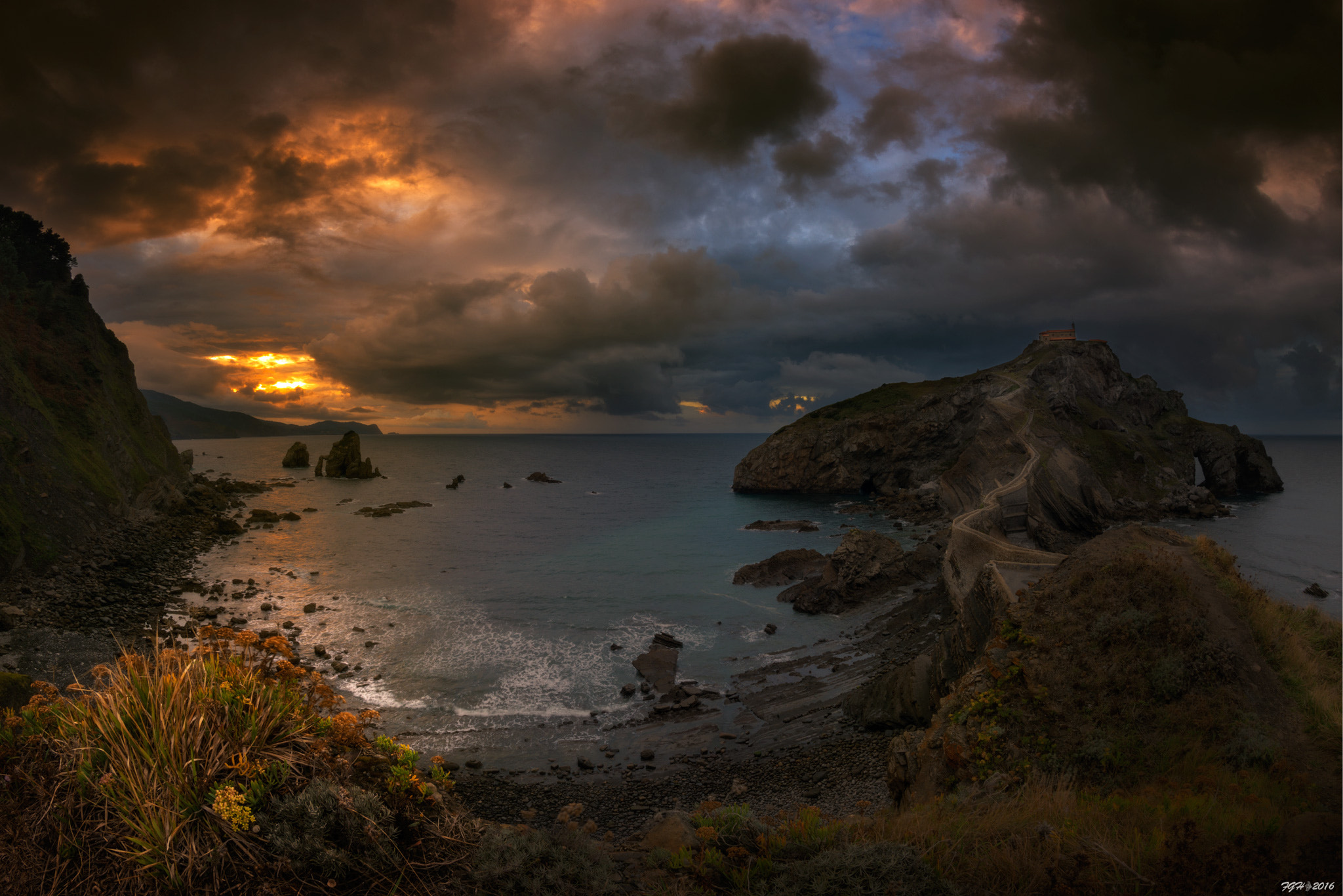 Nikon D800 + Samyang 12mm F2.8 ED AS NCS Fisheye sample photo. Gaztelugatxe's dream photography