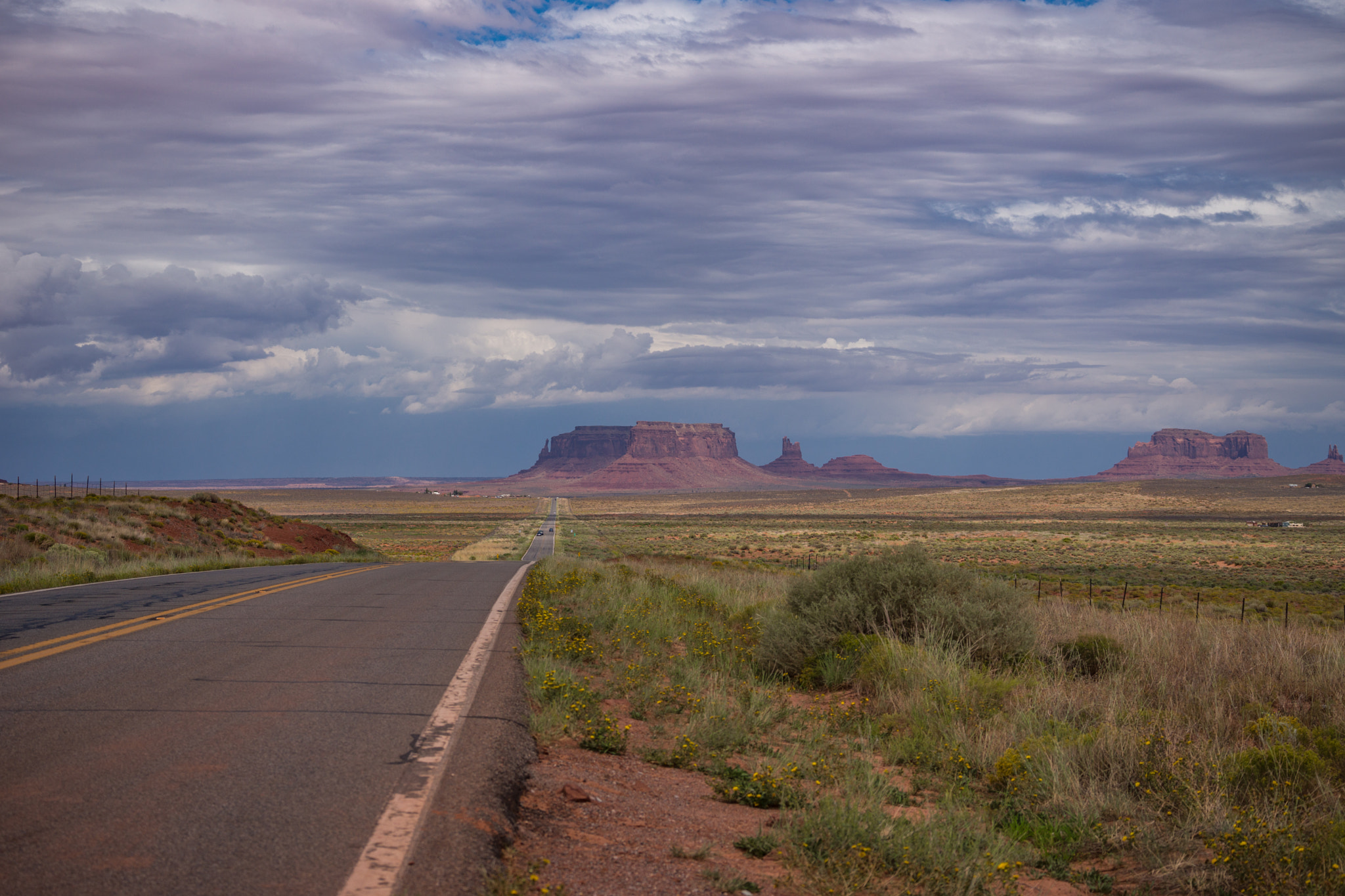 Sony 70-300mm F4.5-5.6 G SSM sample photo. Monument valley photography