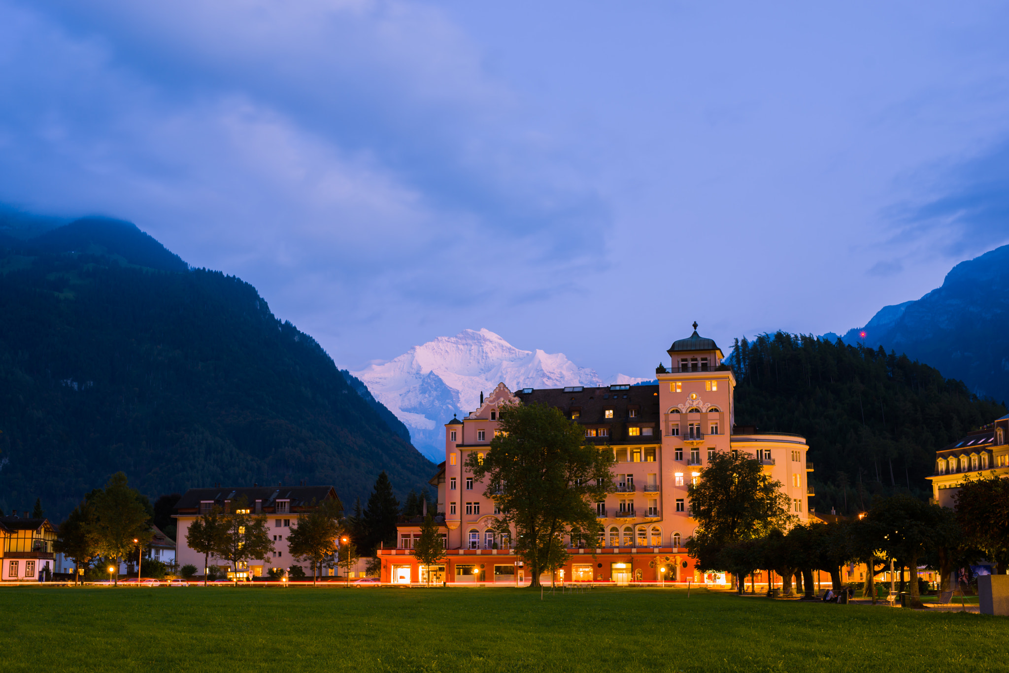 Nikon D800E + Sigma 50mm F1.4 DG HSM Art sample photo. Interlaken  - swiss photography