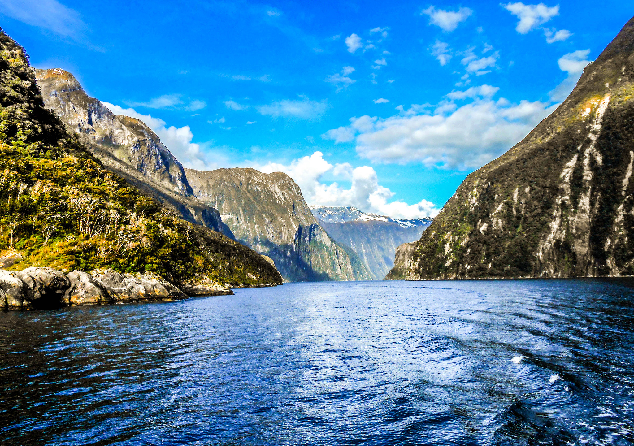 Nikon COOLPIX S4200 sample photo. Milford sound - new zealand photography