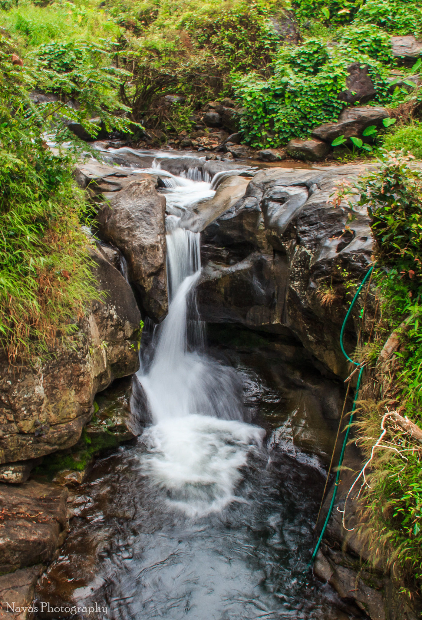 Canon EF 75-300mm F4.0-5.6 IS USM sample photo. Keralaamkundu waterfalls : slow shutter photography