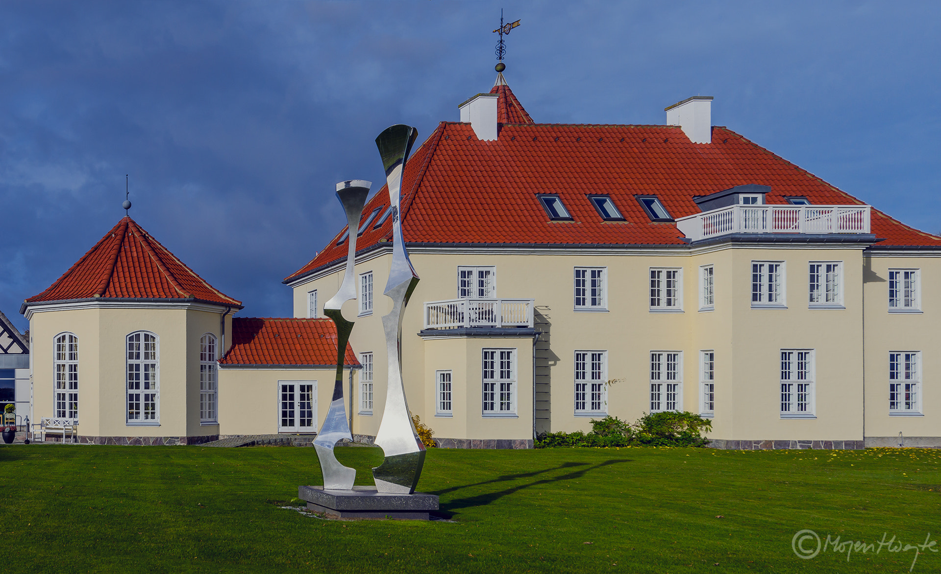 Tokina AT-X 16-28mm F2.8 Pro FX sample photo. Gl avernæs, main building photography