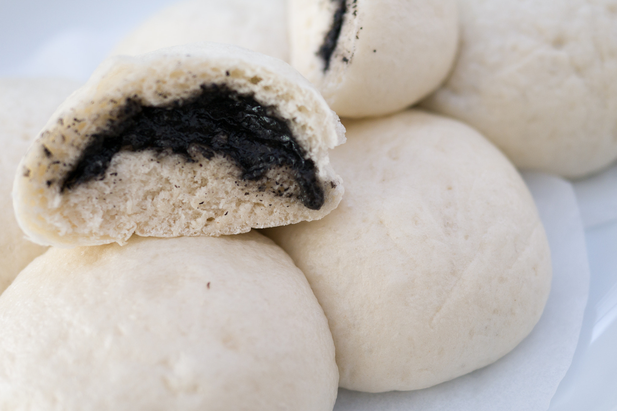 Panasonic Lumix DMC-GX7 + Panasonic Leica DG Summilux 25mm F1.4 II ASPH sample photo. Steam buns photography