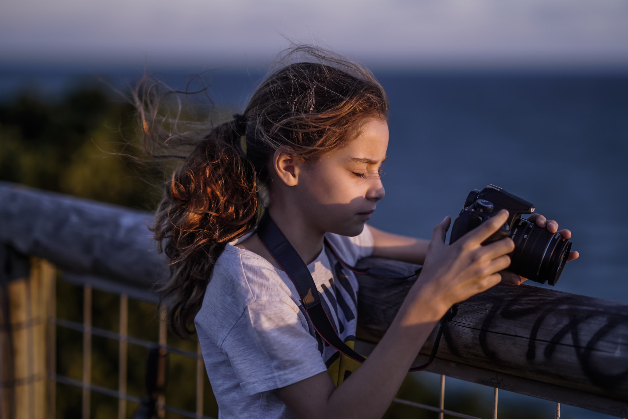Sony FE 85mm F1.4 GM sample photo. Concentration photography