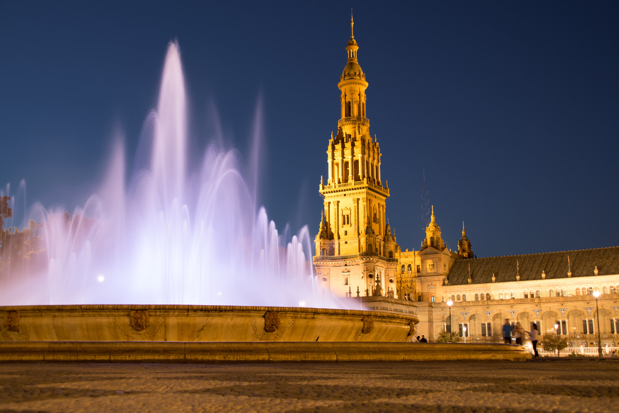 Sigma 28-300mm F3.5-6.3 DG Macro sample photo. Plaza españa 1 photography