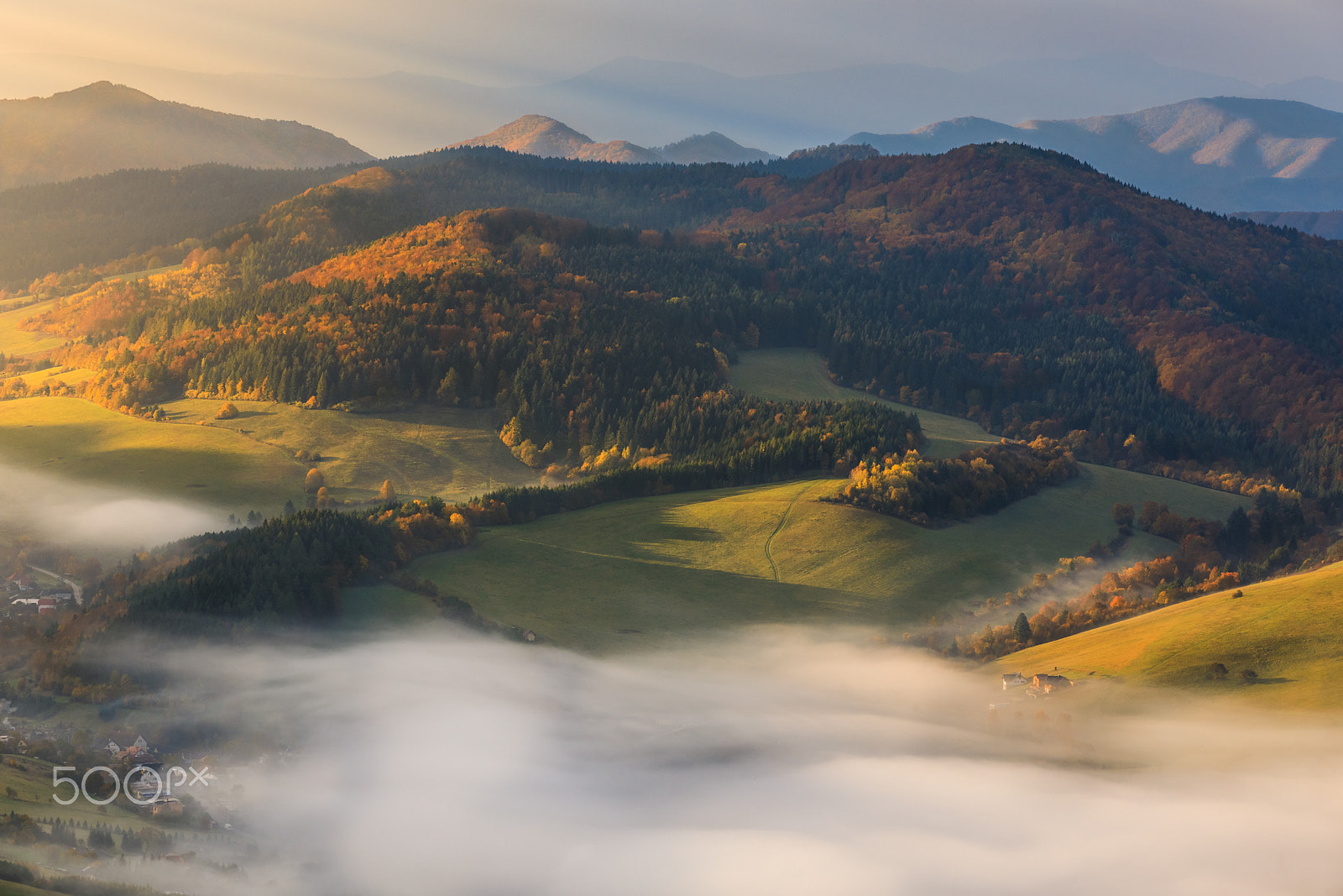 Canon EF 70-200mm F2.8L USM sample photo. Autumn sunrise photography