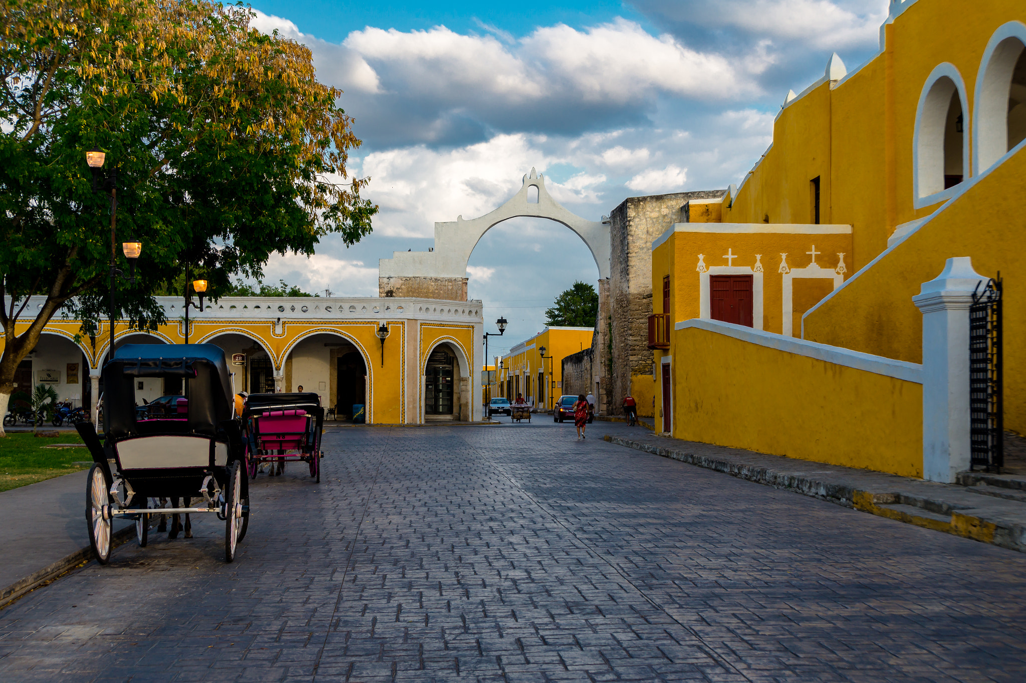 Sony E 18-200mm F3.5-6.3 OSS LE sample photo. Izamal, mexico photography