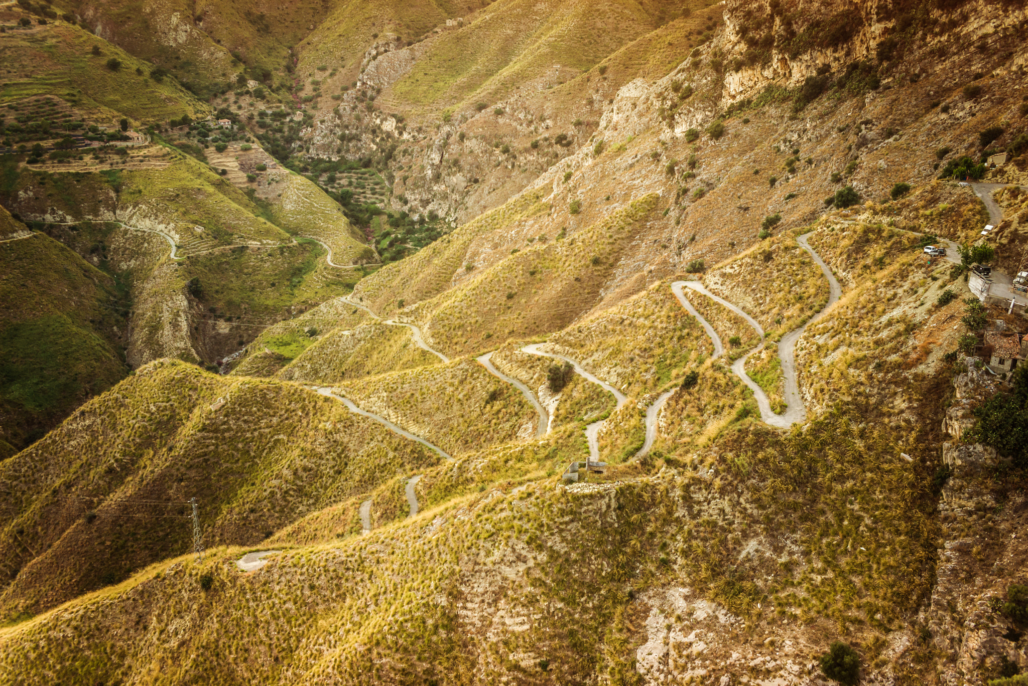 Summicron-M 1:2/35 ASPH. sample photo. Winding roads landscapes photography