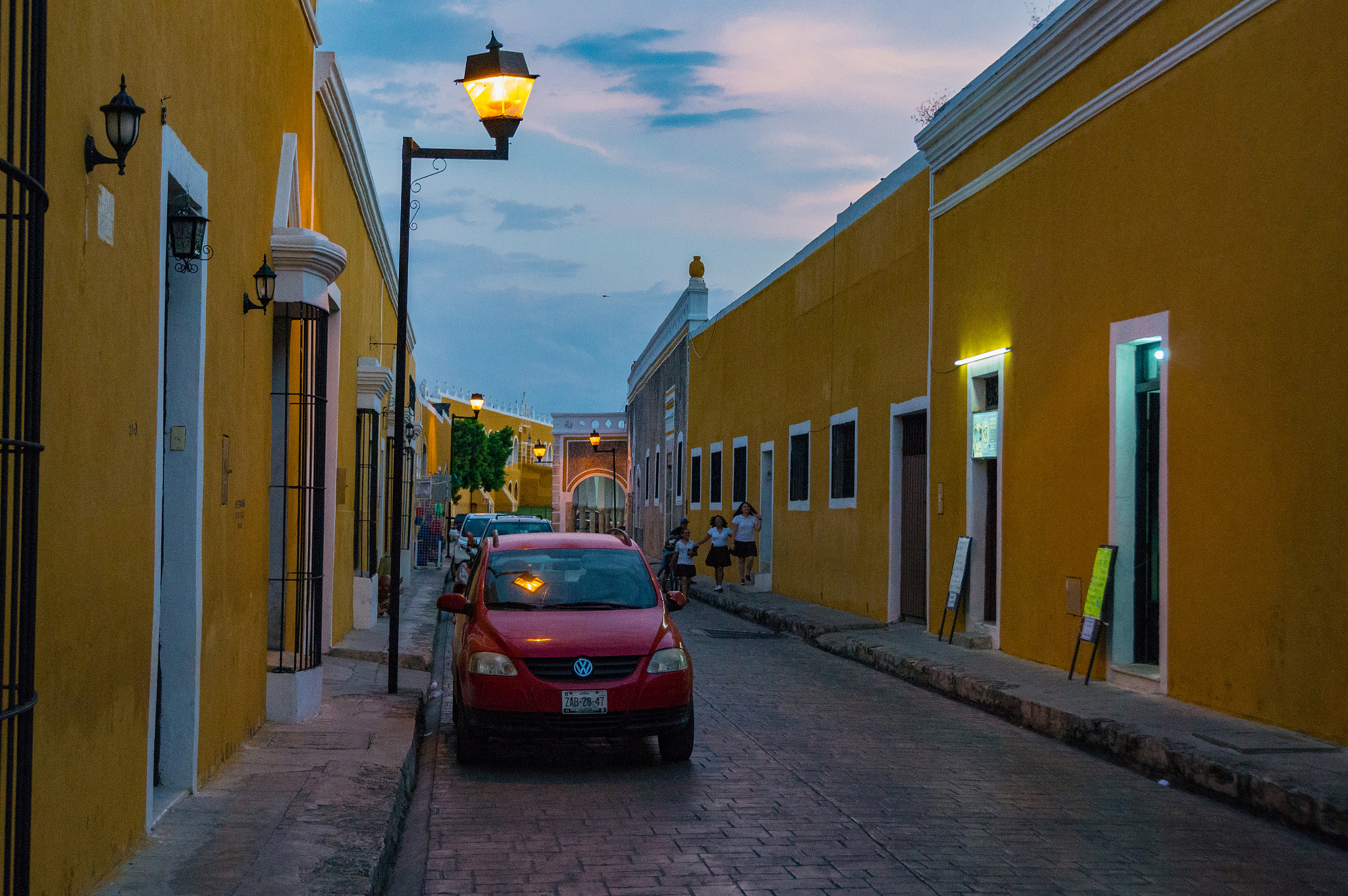 Sony E 18-200mm F3.5-6.3 OSS LE sample photo. Izamal, mexico photography