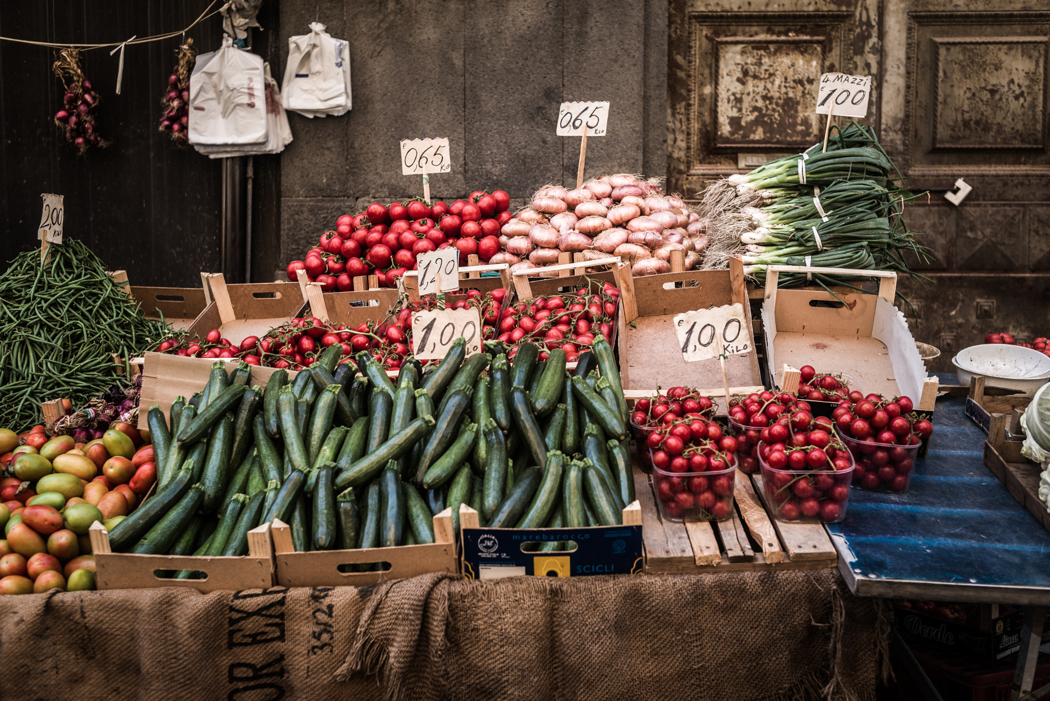 Summicron-M 1:2/35 ASPH. sample photo. A piscaria, catania photography