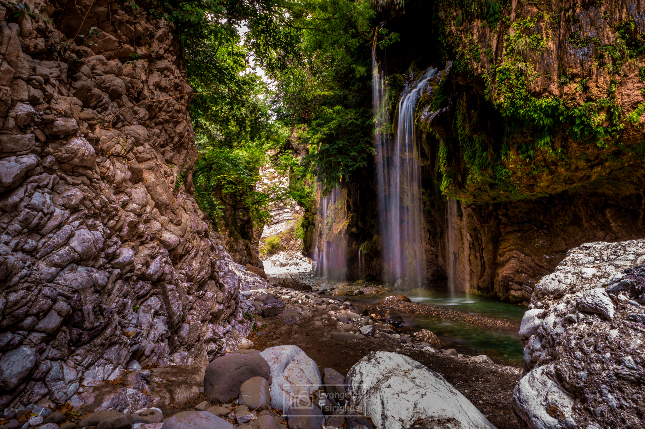 Samsung NX1 sample photo. Pantavrechei waterfall photography