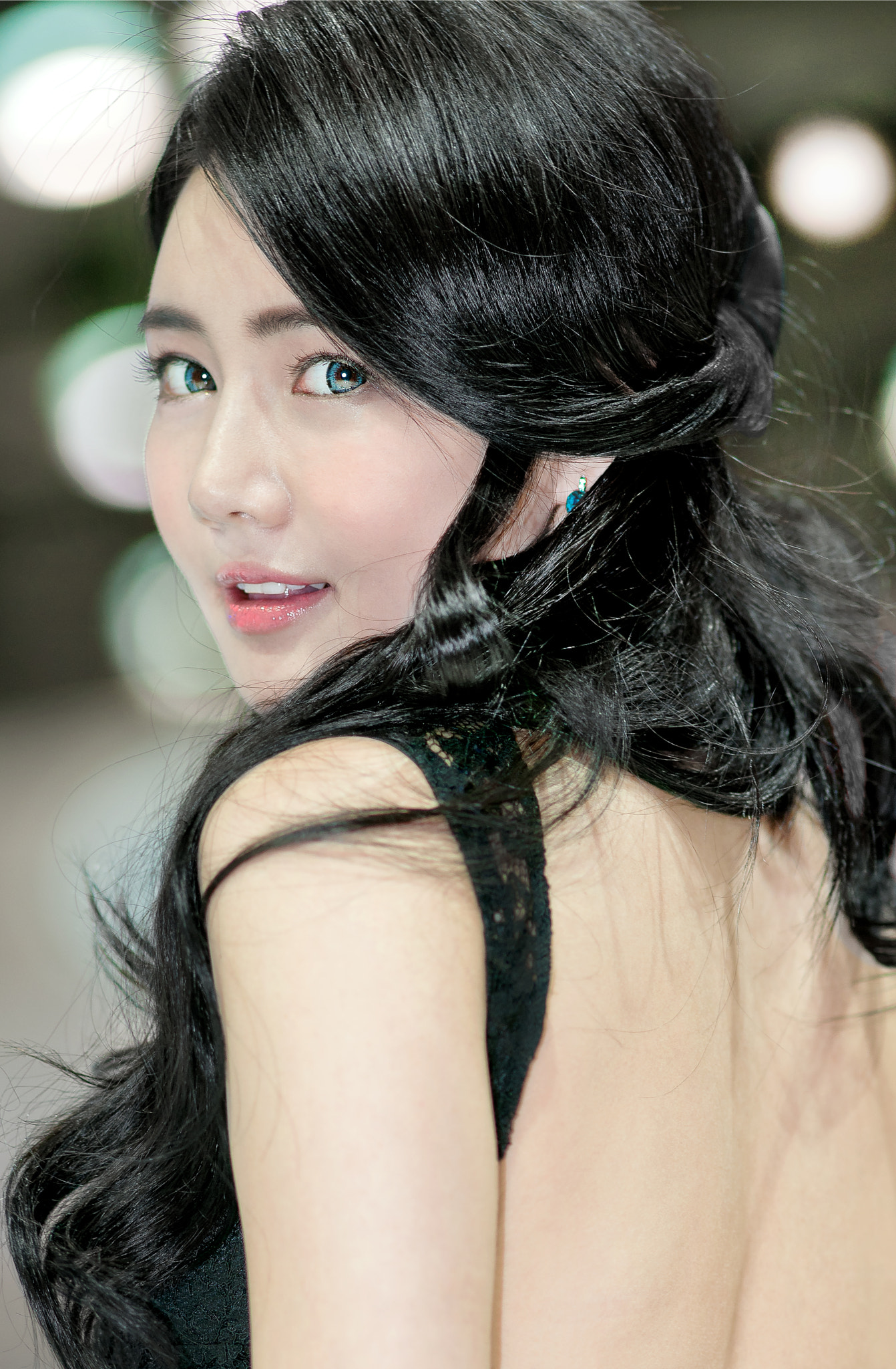 Sony Sonnar T* 135mm F1.8 ZA sample photo. Face,, photography