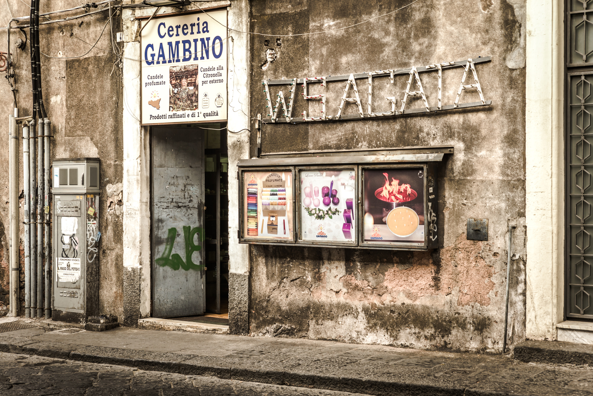 Summicron 1:2/50 Leitz sample photo. Life in catania, sicily photography