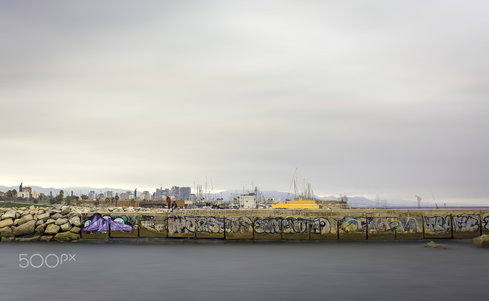 Nikon D5200 + Sigma 35mm F1.4 DG HSM Art sample photo. Barcelona photography