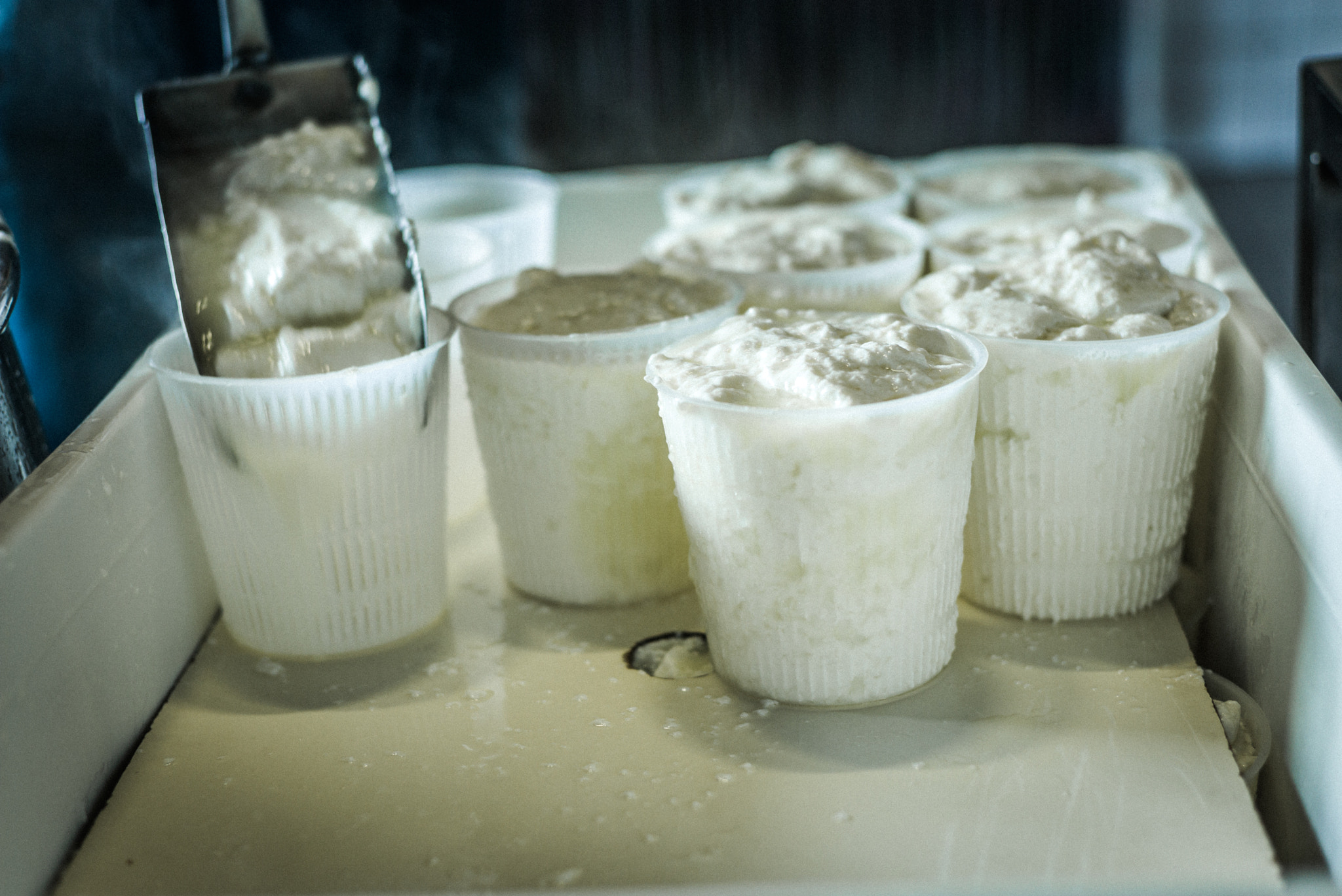 Summicron 1:2/50 Leitz sample photo. Making of ricotta cheese photography