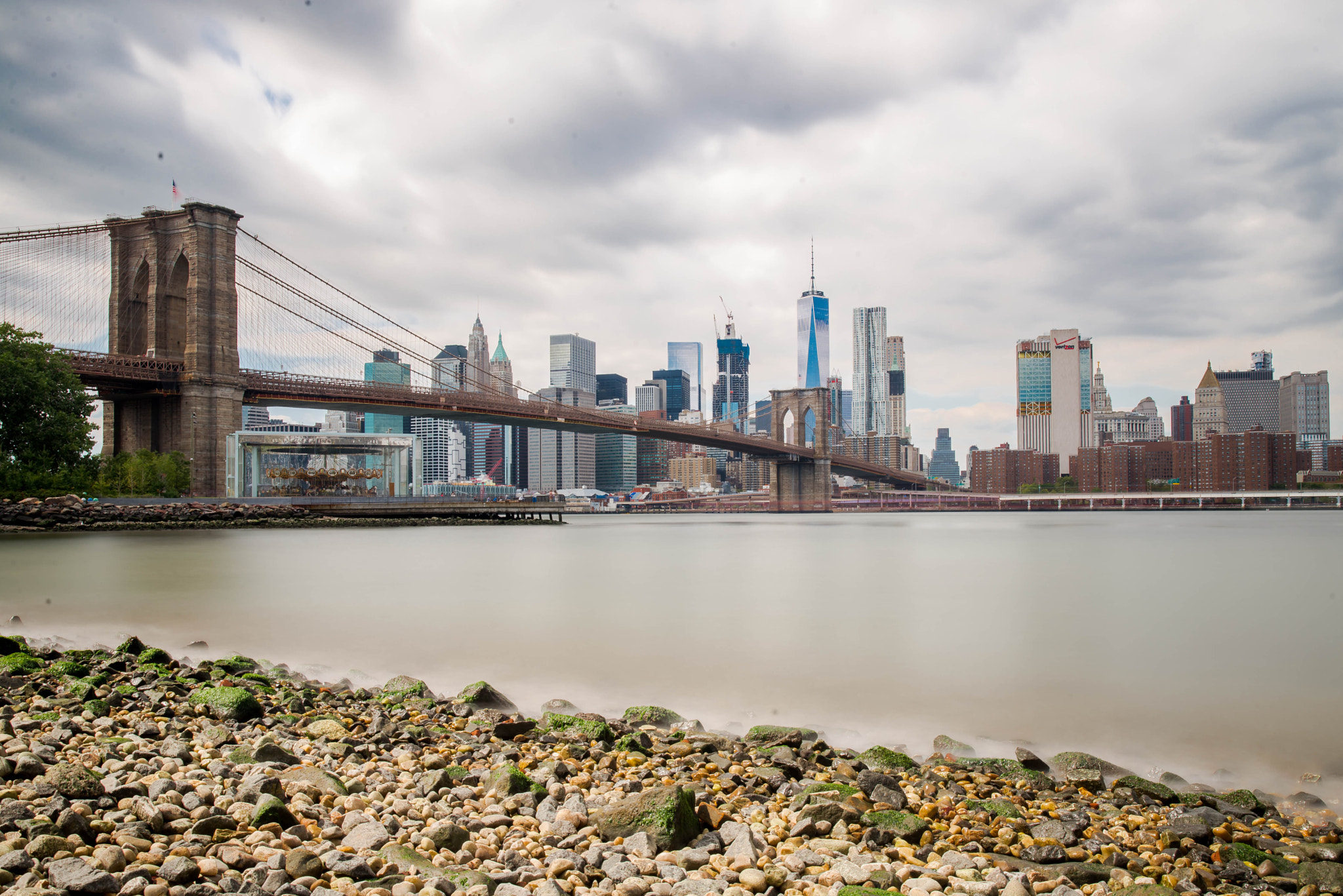 Nikon D610 + Nikon AF-S Nikkor 200-400mm F4G ED-IF VR sample photo. Brooklyn bridge photography