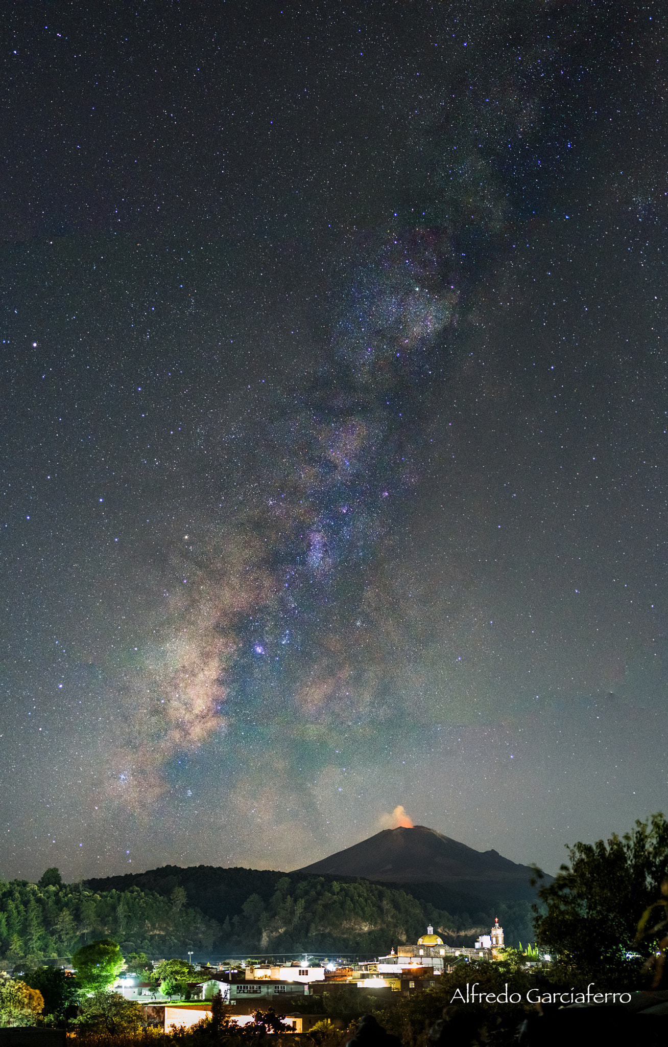 Pentax 645Z sample photo. Milky way over the popocatepetl photography