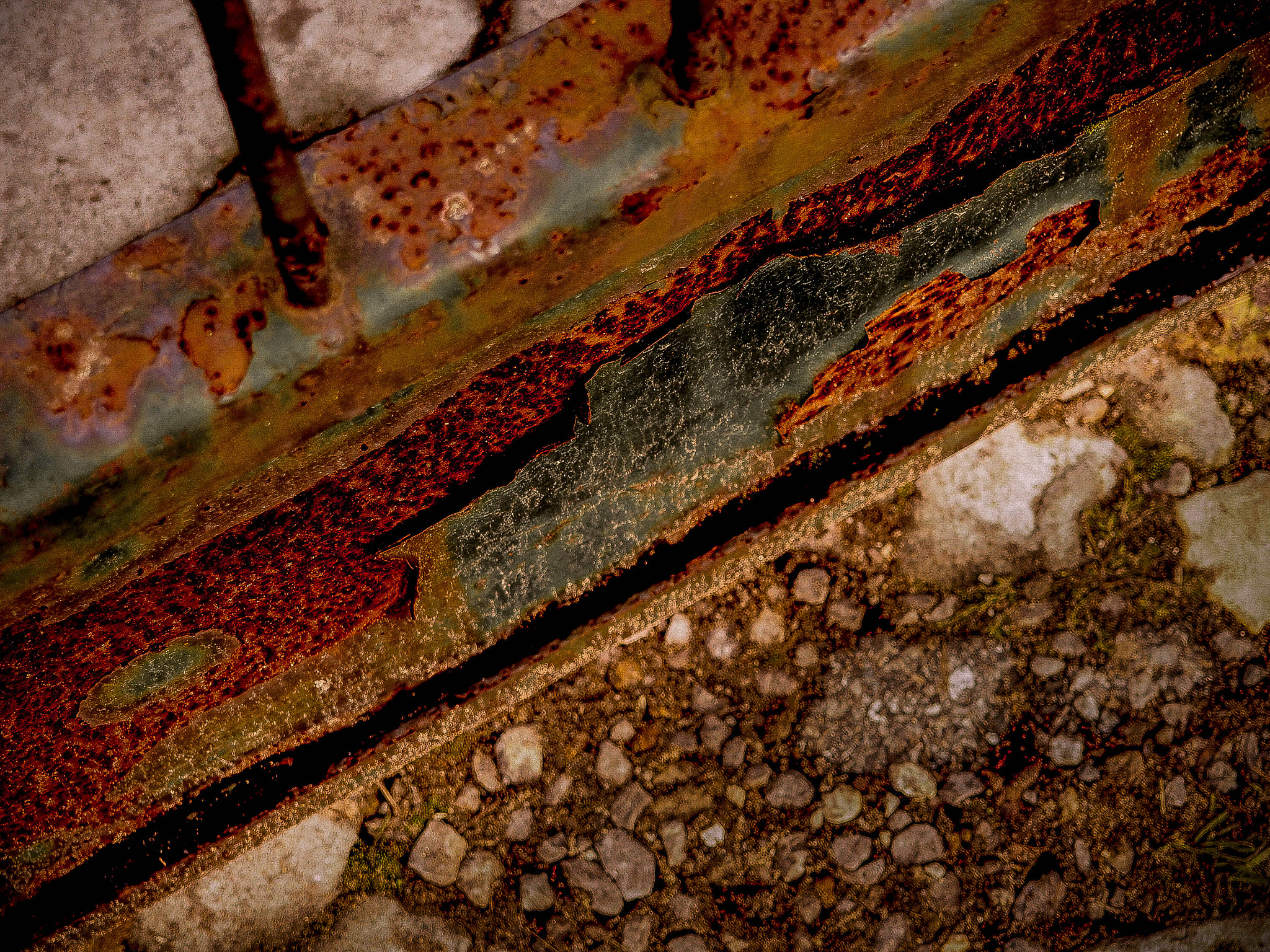 Olympus M.Zuiko Digital 14-42mm F3.5-5.6 II R sample photo. Rust progress photography
