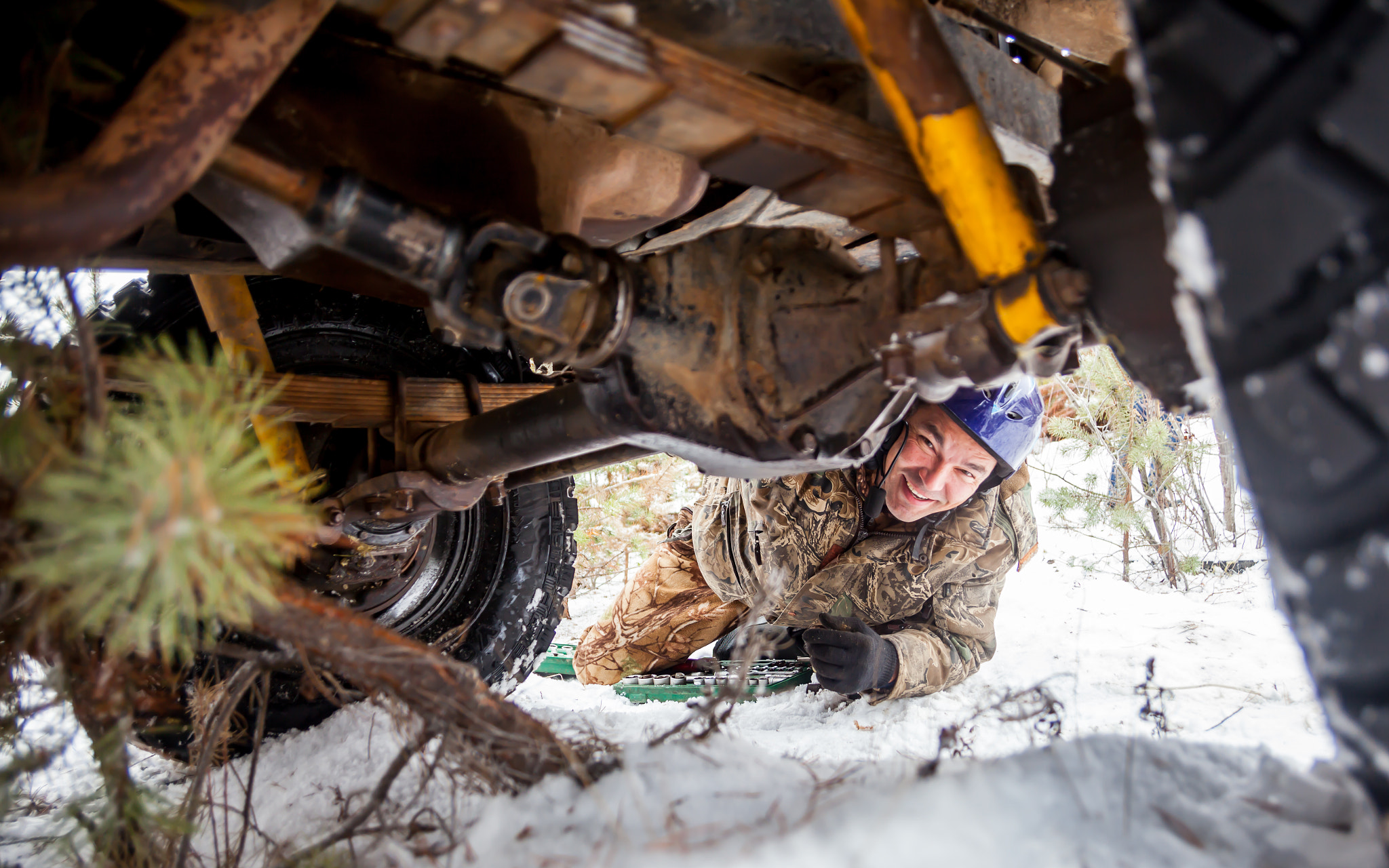 Canon EF 24-85mm F3.5-4.5 USM sample photo. Field repairs photography