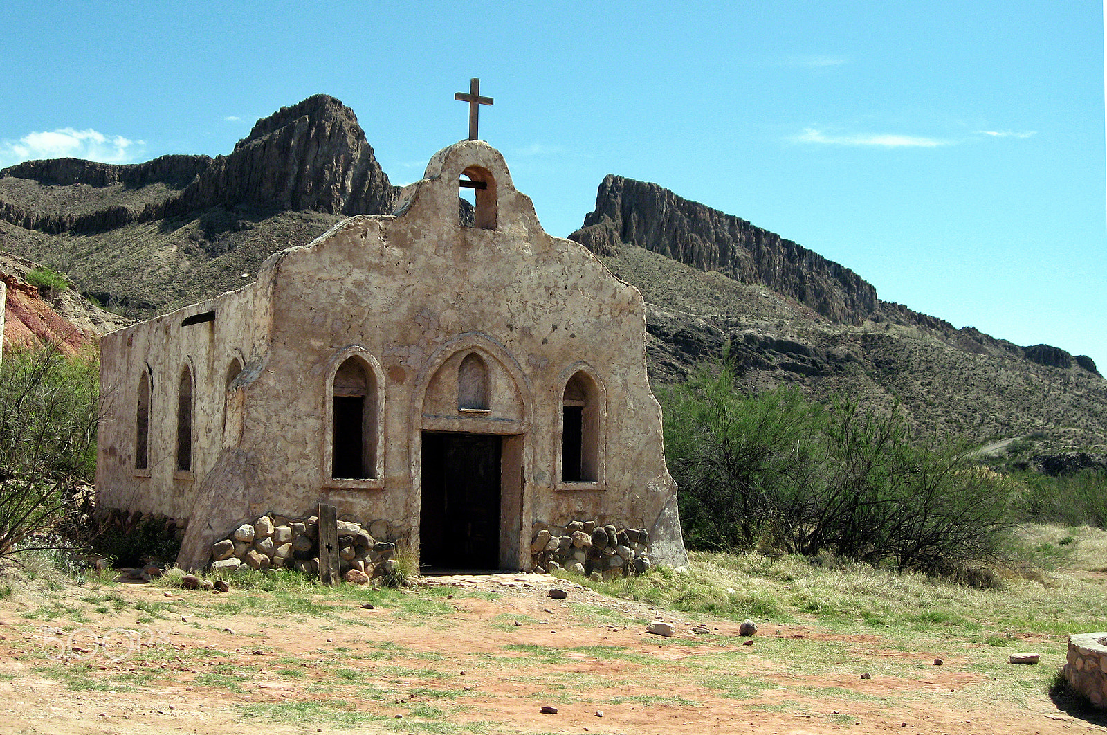 Canon POWERSHOT SD550 sample photo. Fake pueblo, big bend state park, 2007 photography