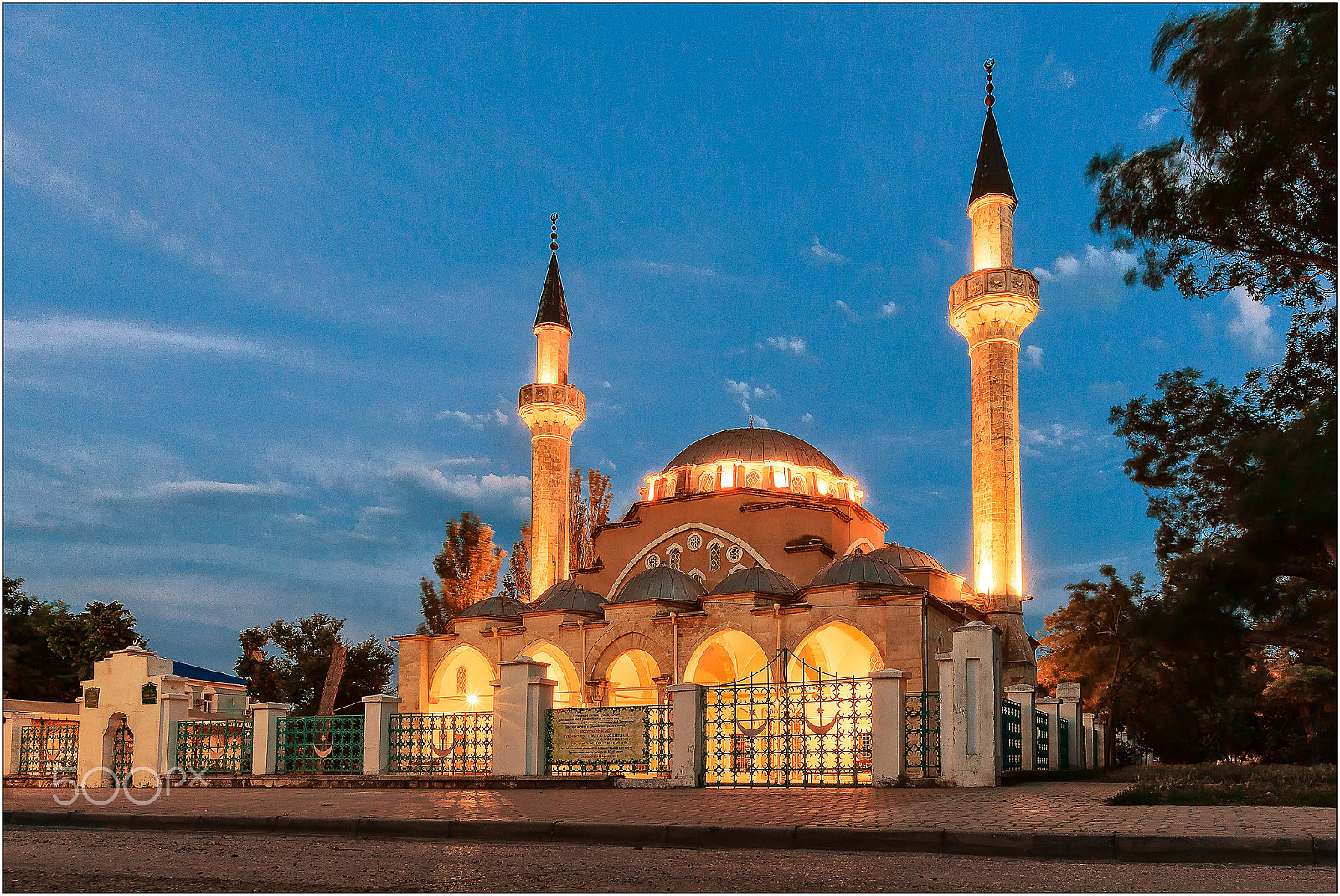 Sigma 10-20mm F3.5 EX DC HSM sample photo. The mosque juma-jami photography