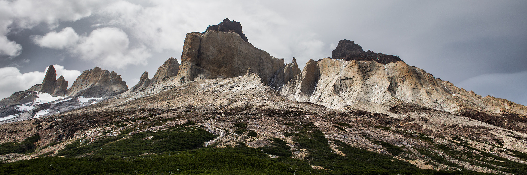 Canon EF 24mm F2.8 IS USM sample photo. Cuernos del paine photography