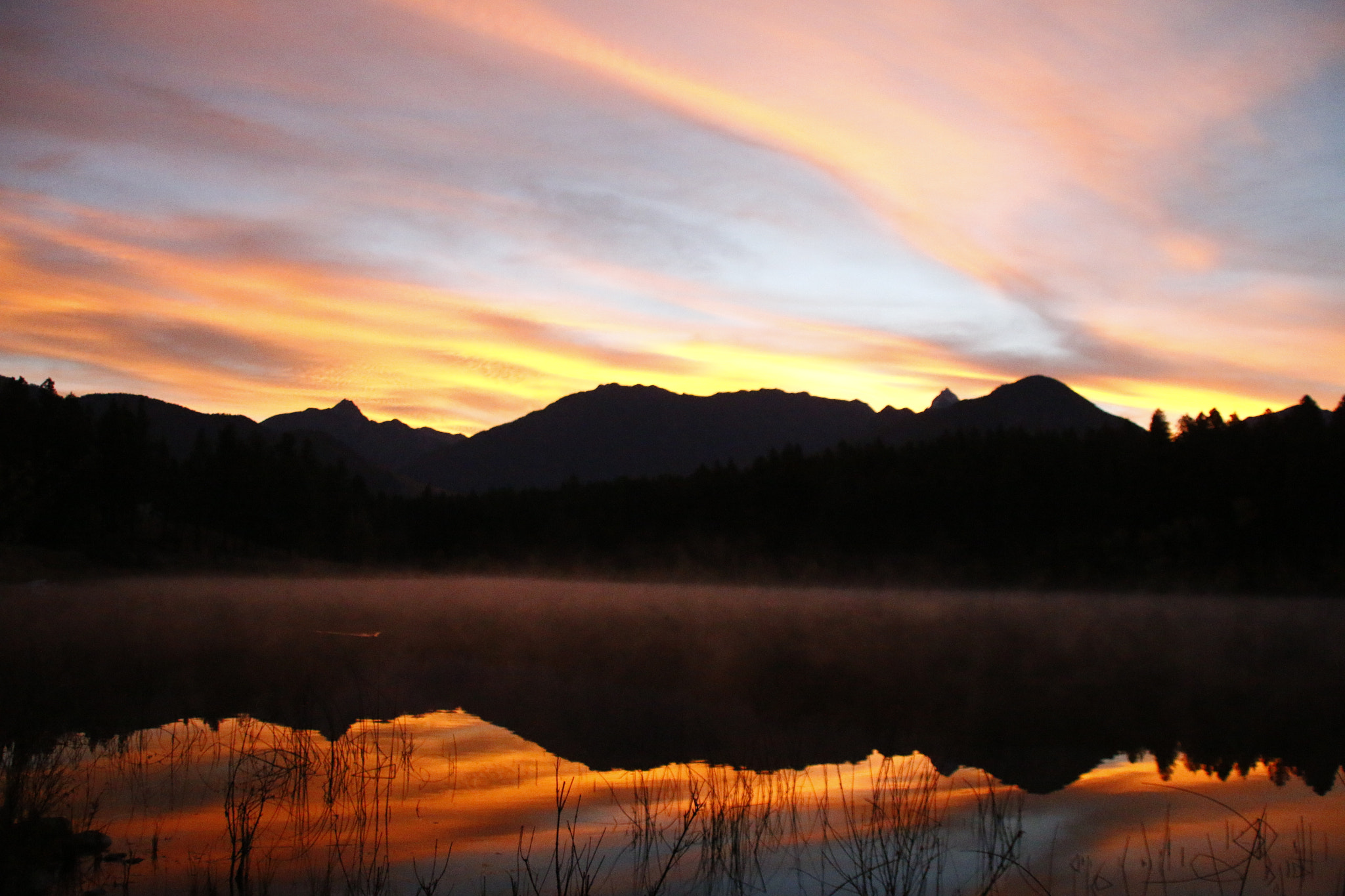 Sigma 18-200mm f/3.5-6.3 DC OS sample photo. Early morning reflections photography