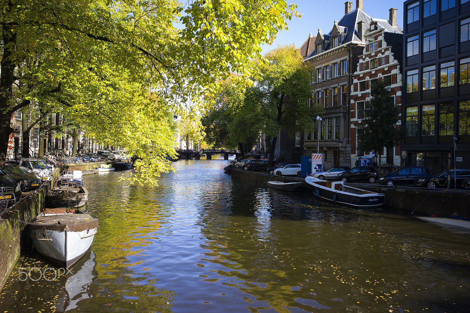 Noctilux-M 50mm f/1 sample photo. Canal and boats... photography