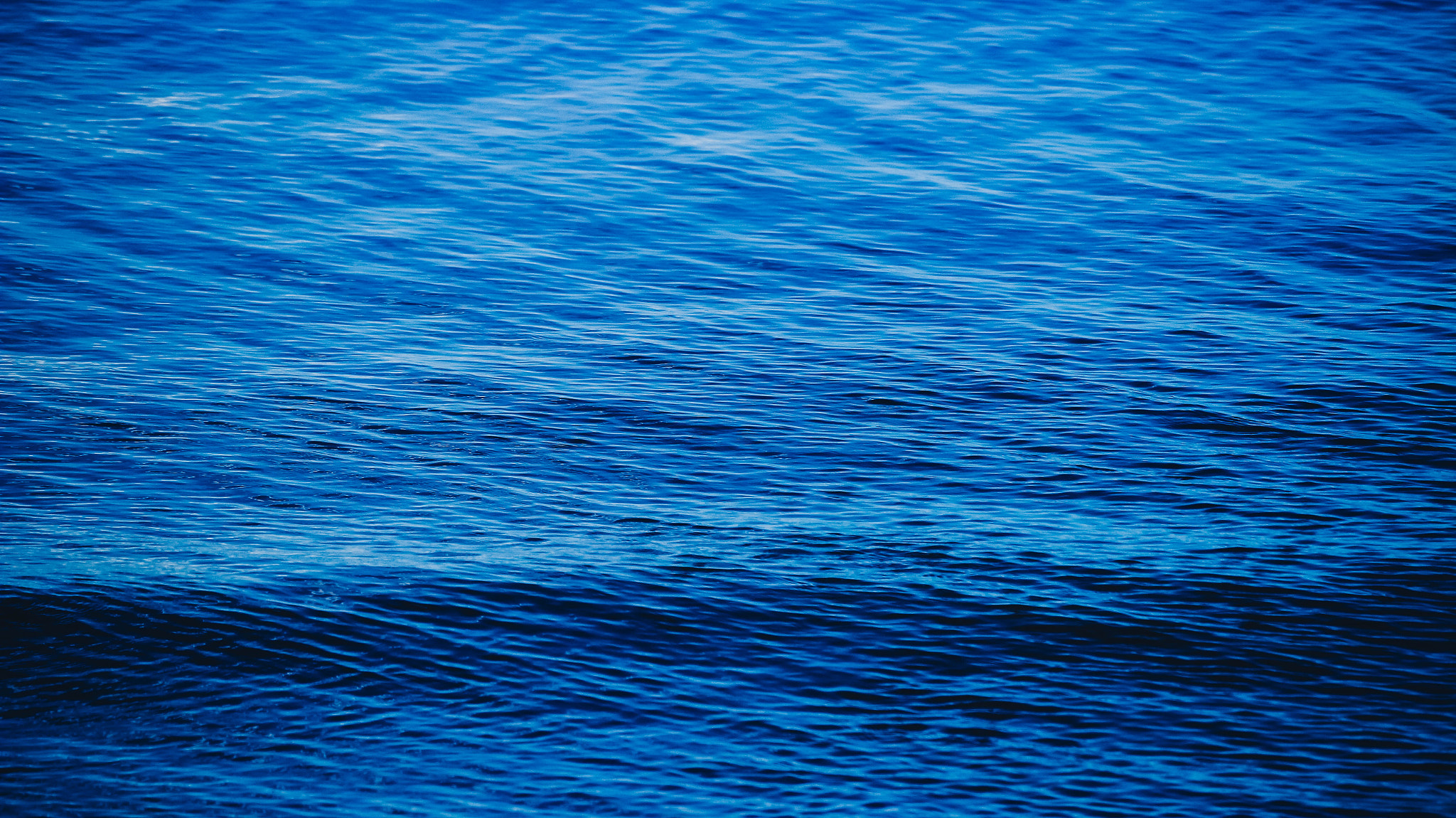 Canon EOS 100D (EOS Rebel SL1 / EOS Kiss X7) + Canon EF-S 55-250mm F4-5.6 IS STM sample photo. Ocean textures photography