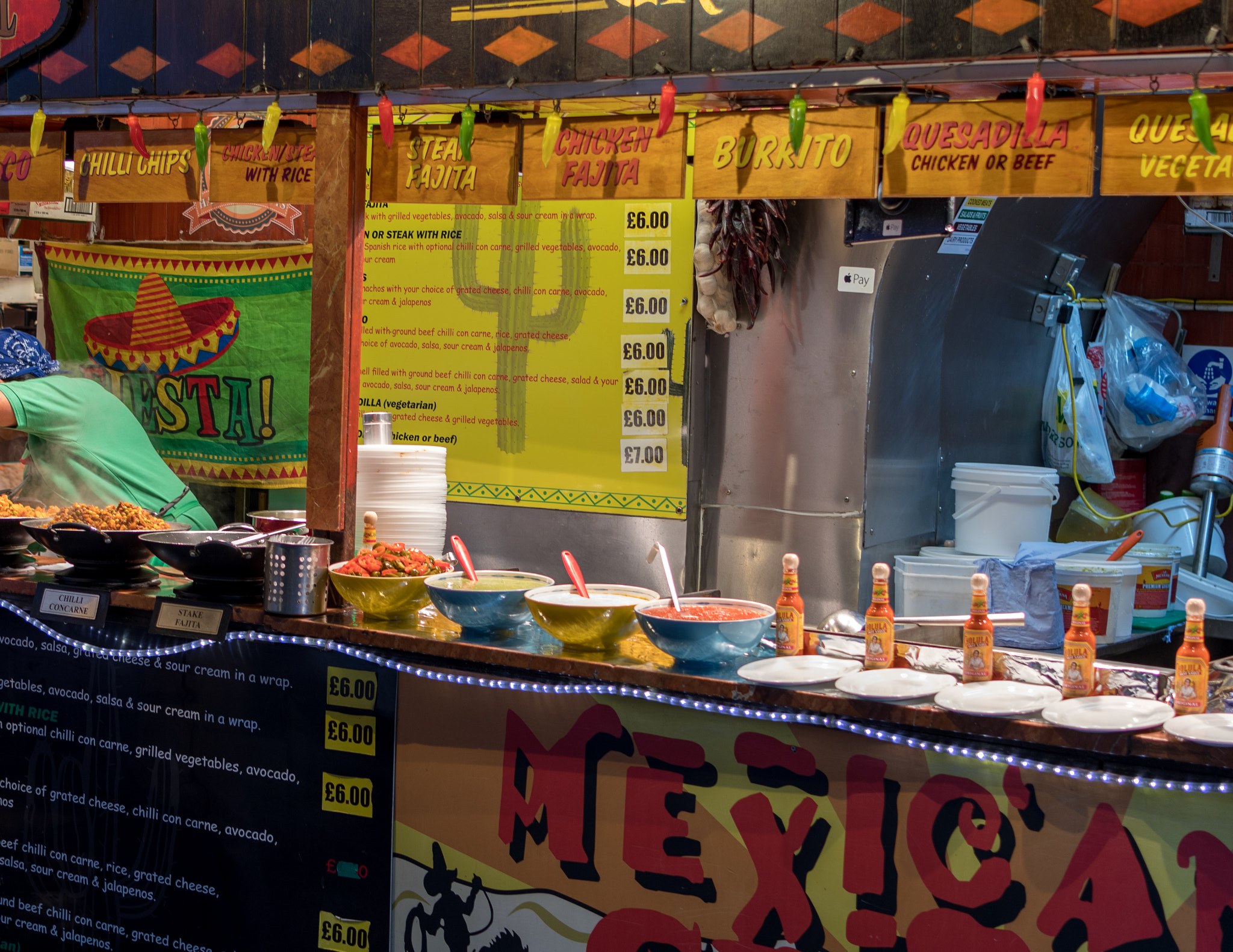 Nikon D500 + Nikon AF-S DX Nikkor 35mm F1.8G sample photo. Camden town photography