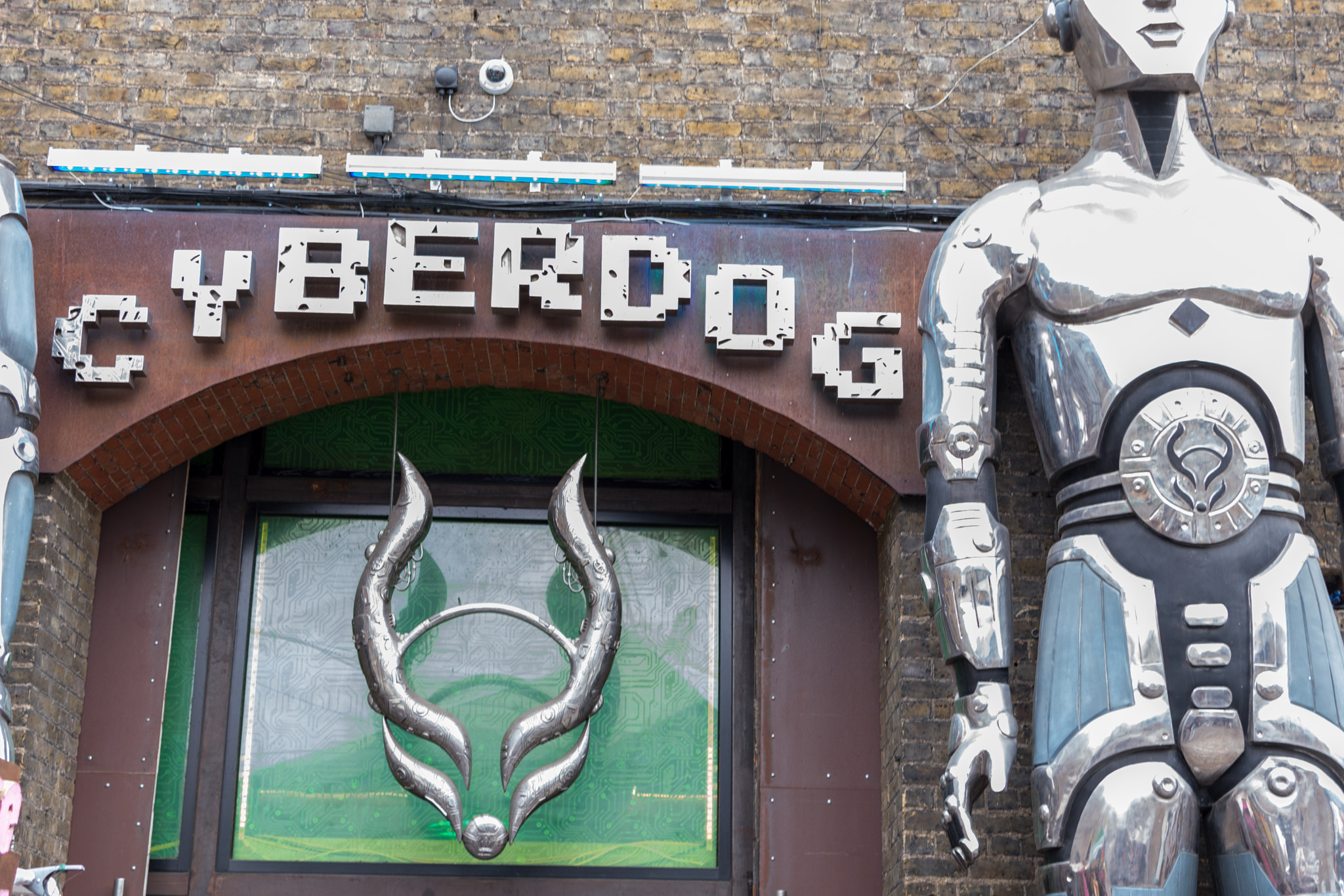 Nikon D500 + Nikon AF-S DX Nikkor 35mm F1.8G sample photo. Camden town photography