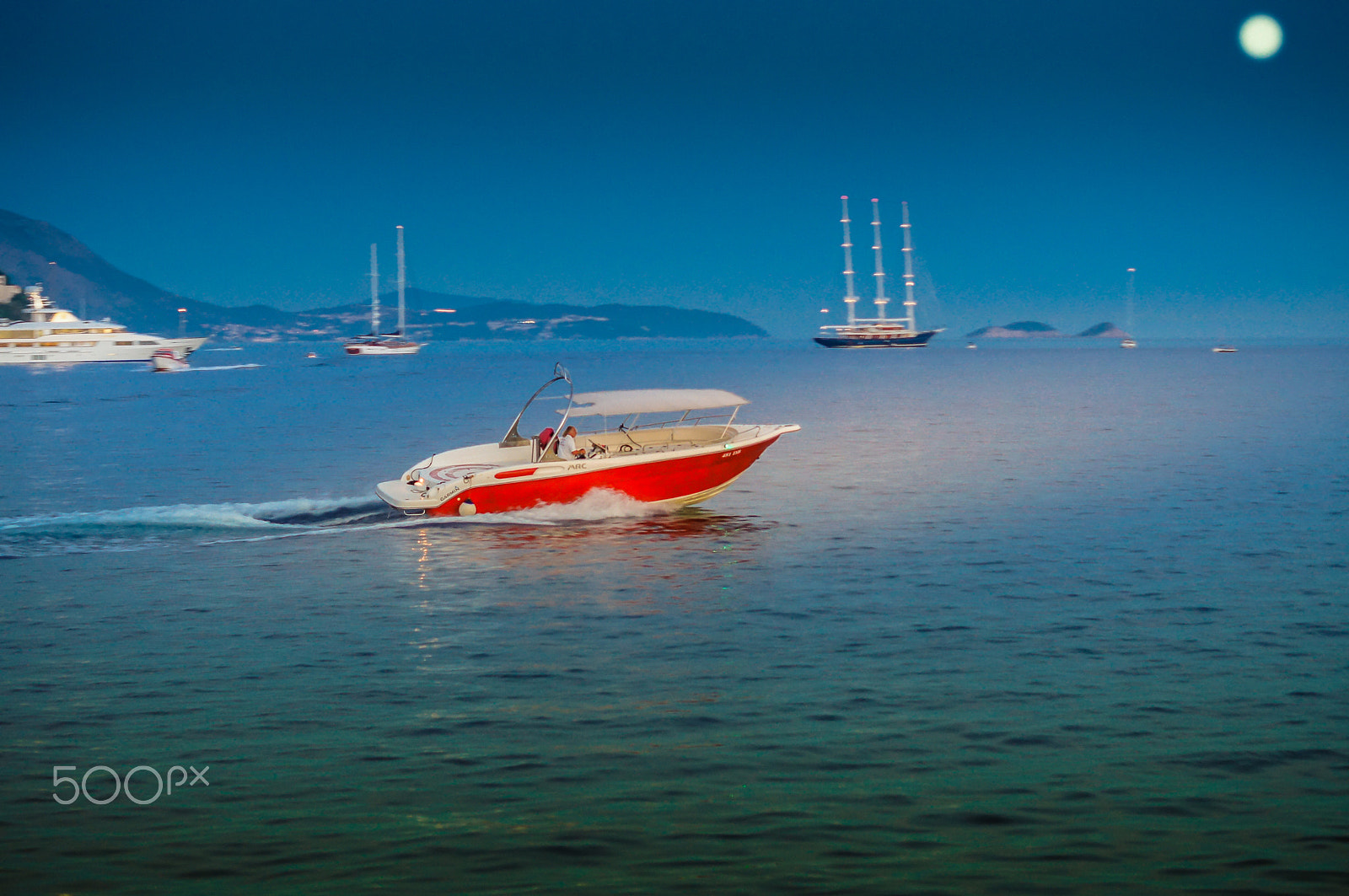 Sony DT 50mm F1.8 SAM sample photo. Dubrovnik - red boat photography