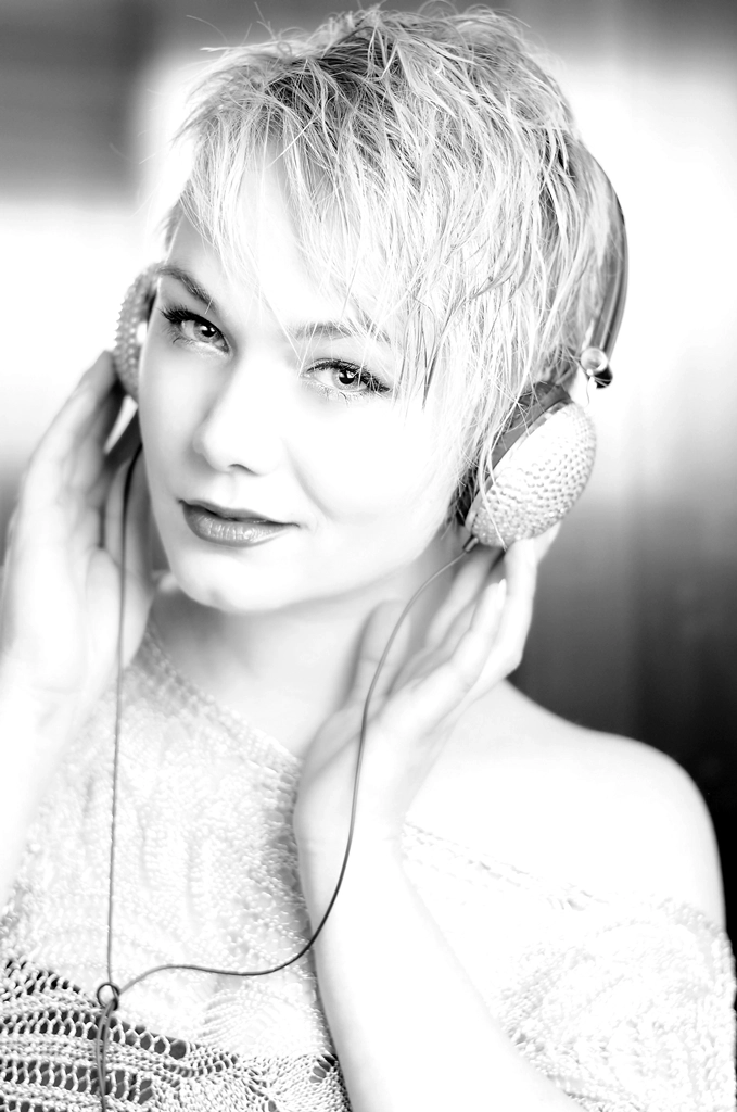 Nikon D300 + Nikon AF-S Nikkor 50mm F1.8G sample photo. Carmen photography